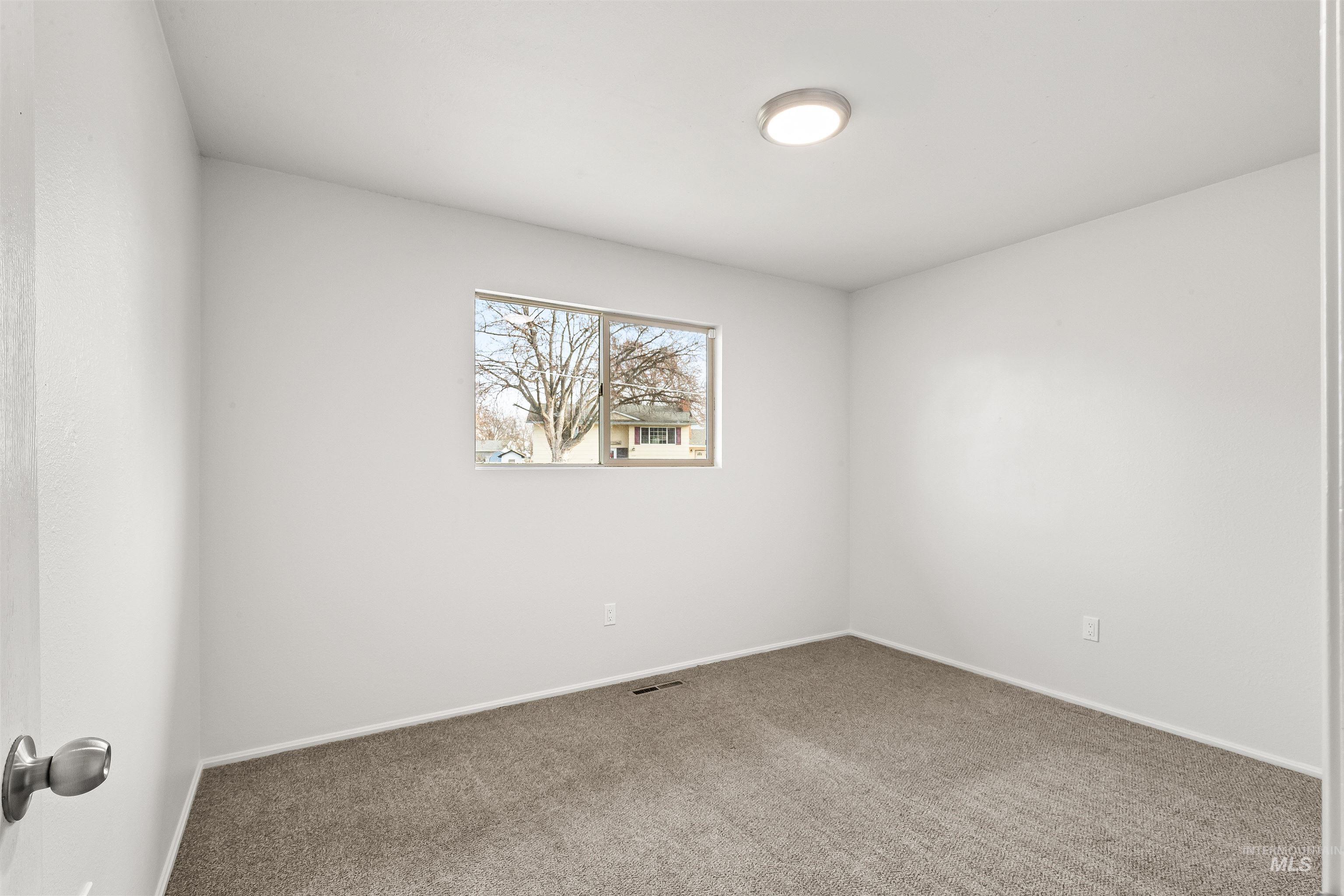3138 Hallgren Drive Property Photo 17