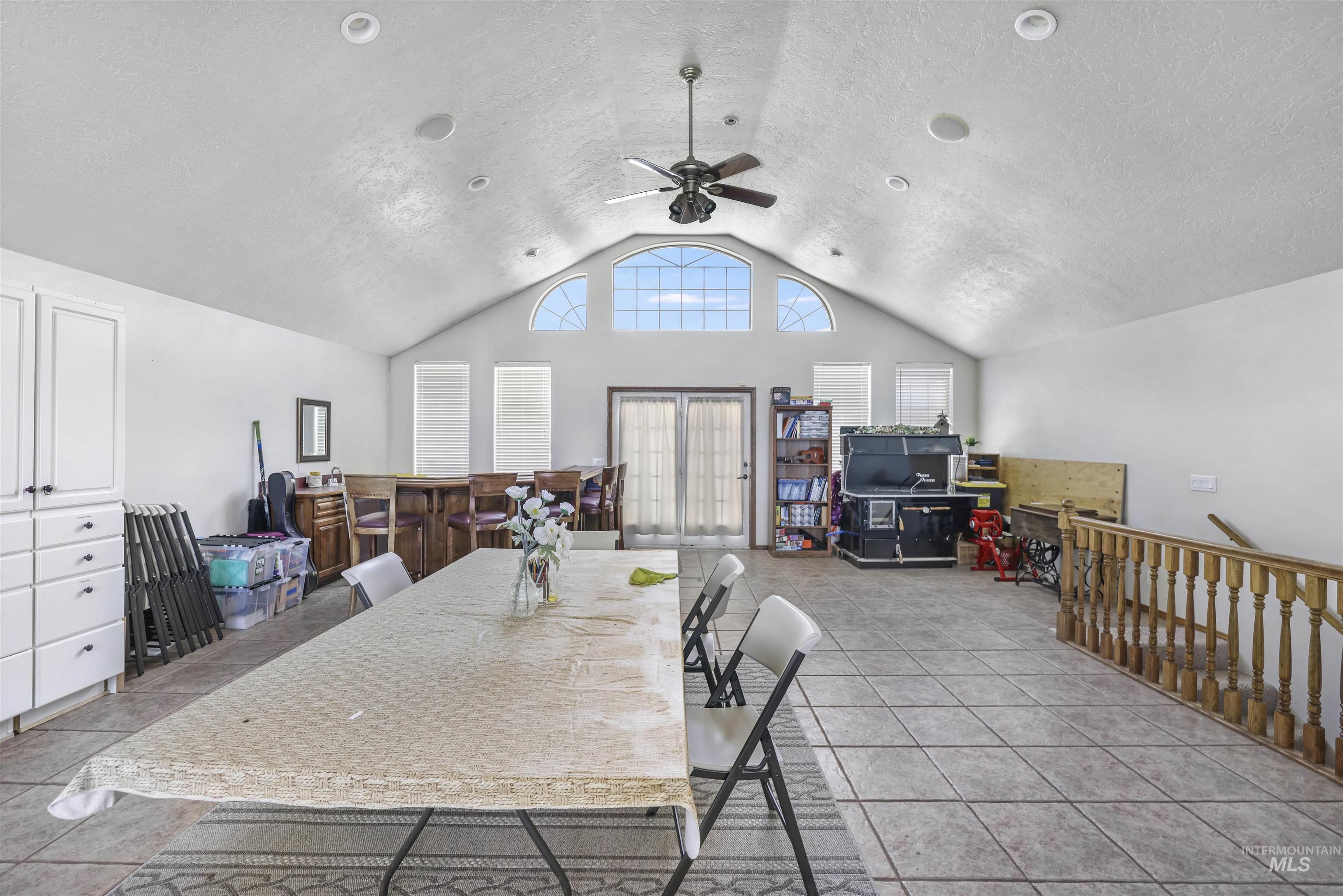 481 S 50 E Property Photo 27