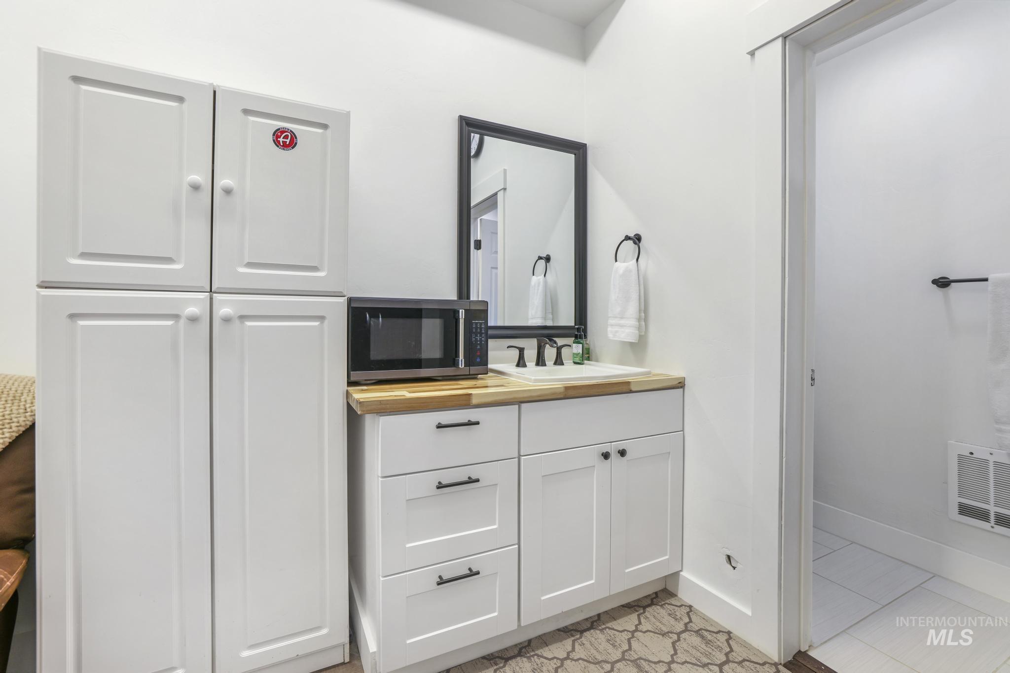 481 S 50 E Property Photo 29