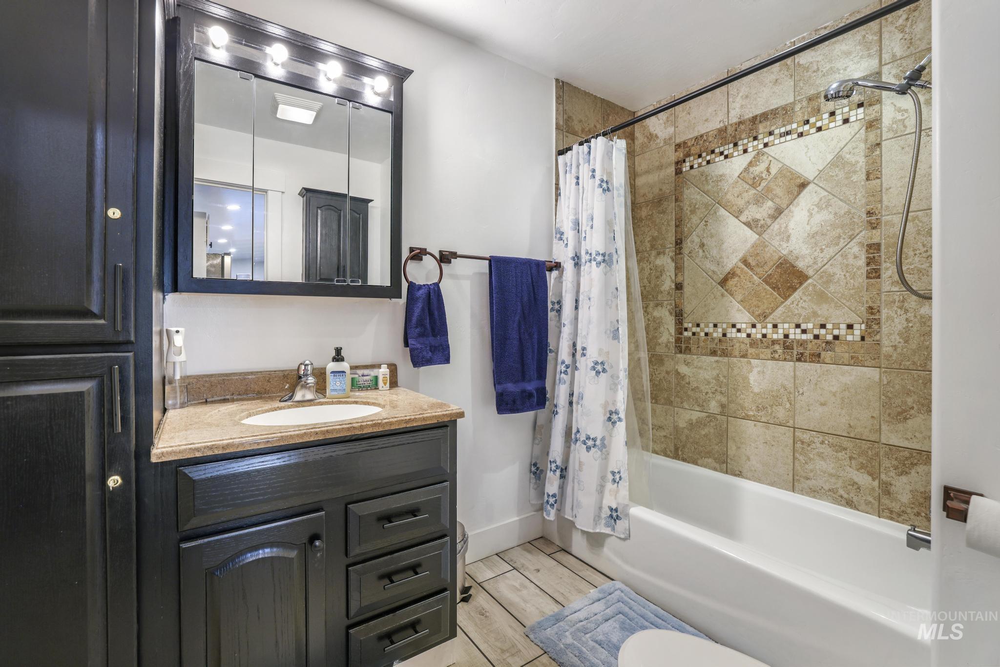 481 S 50 E Property Photo 39