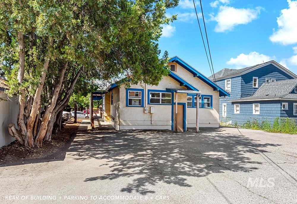 1208 W State St Property Photo 16
