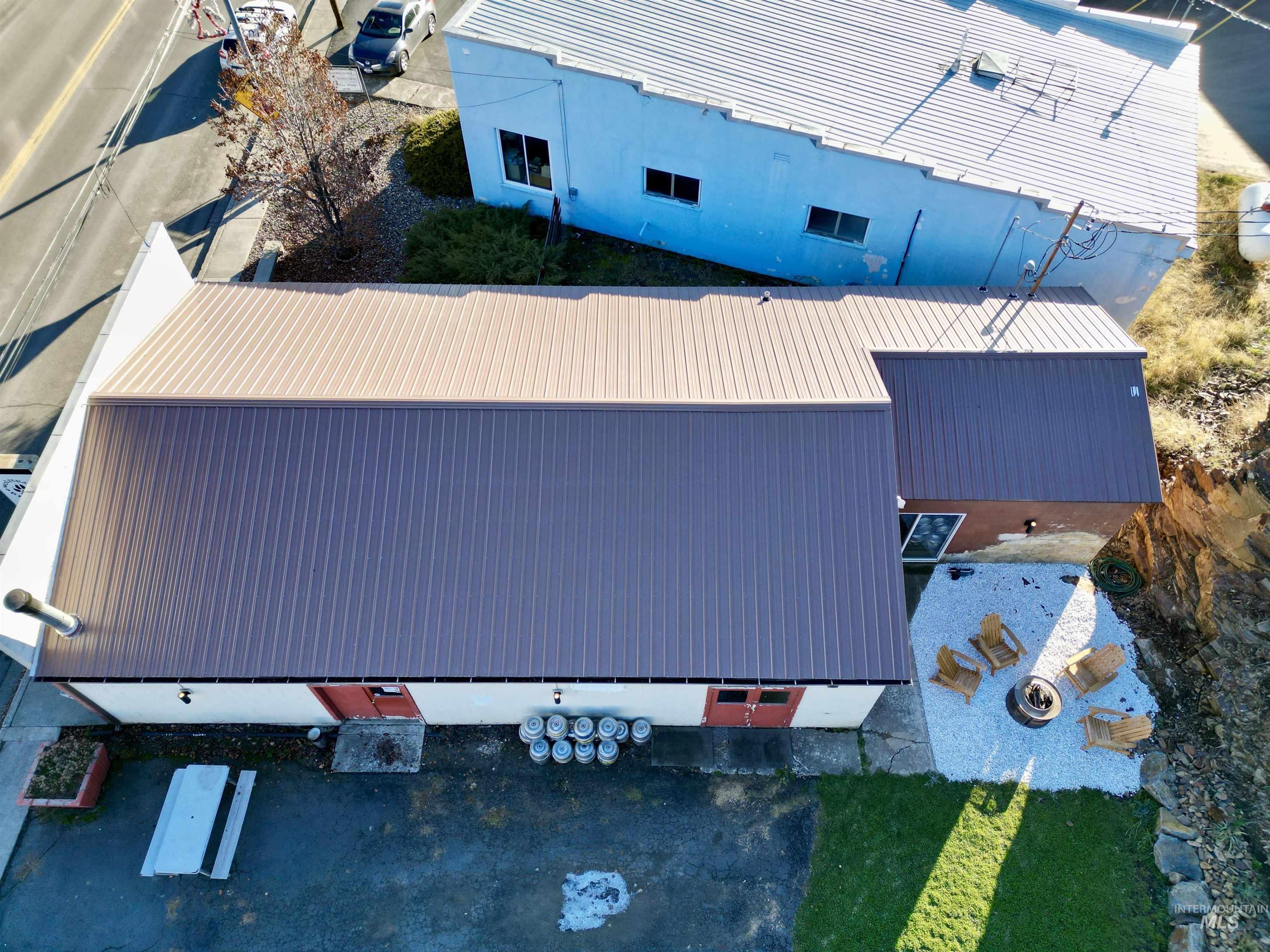 505 King Street Property Photo 12