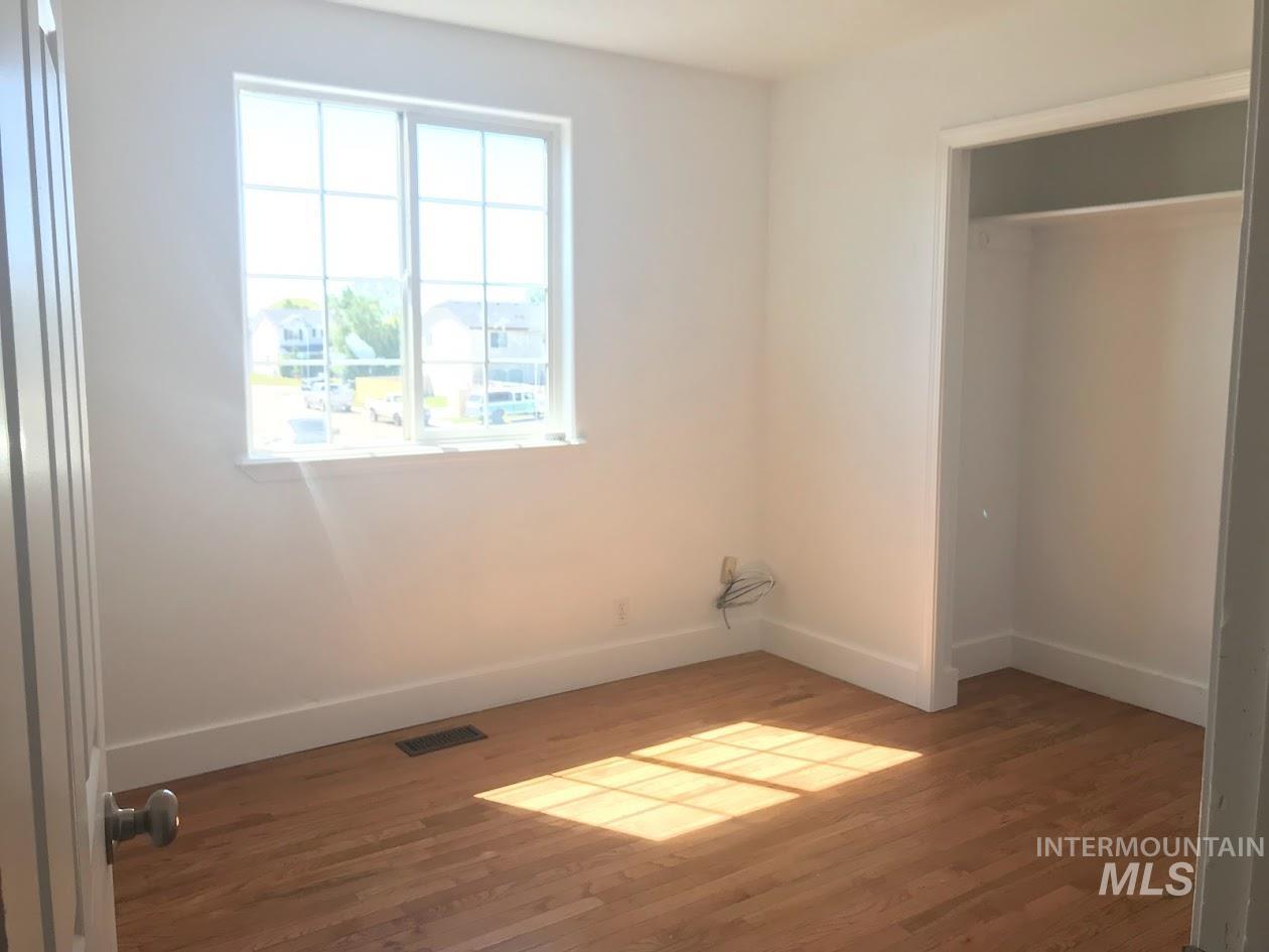 5201 Wallace Way Property Photo 8