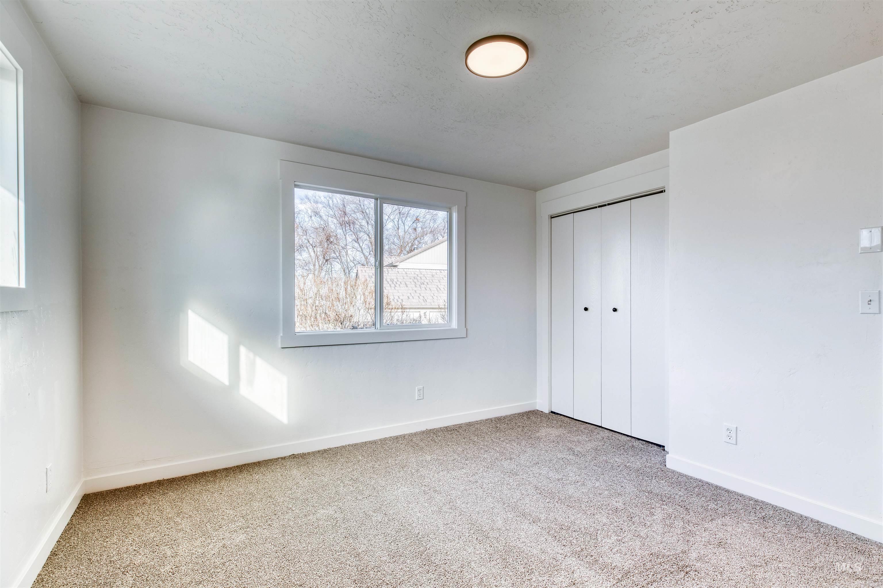 6086 Happy Lane Property Photo 15