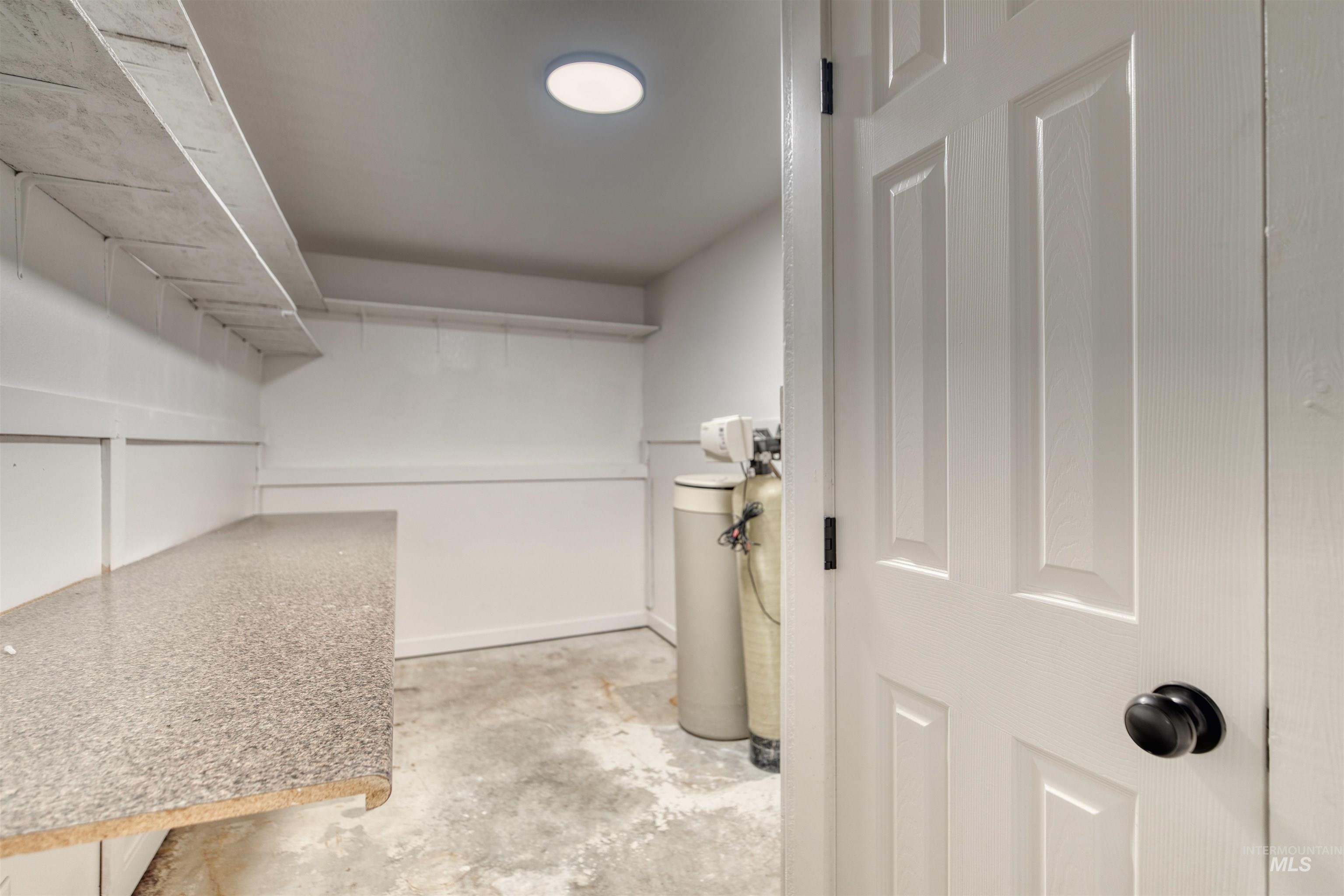 6086 Happy Lane Property Photo 26