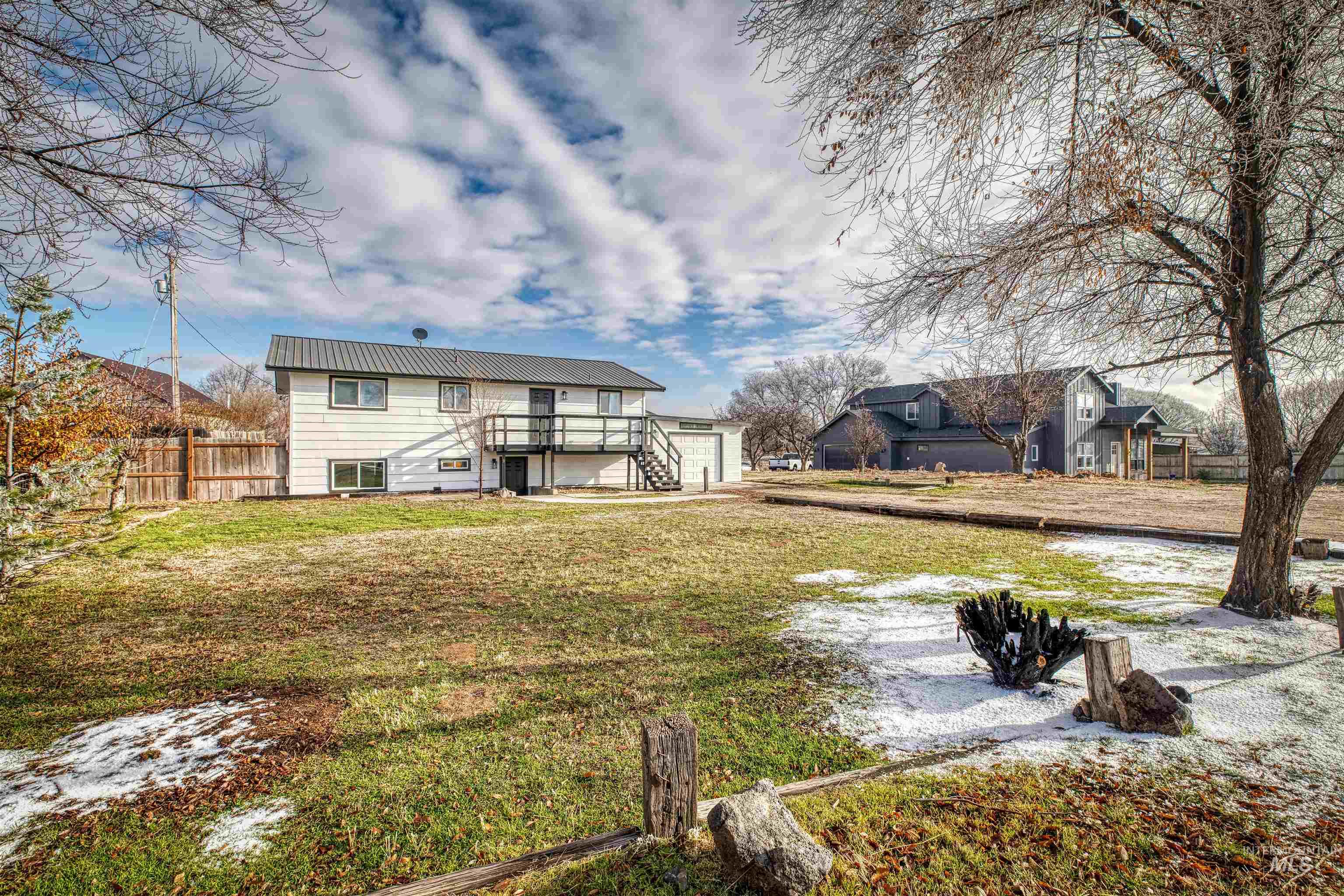 6086 Happy Lane Property Photo 34