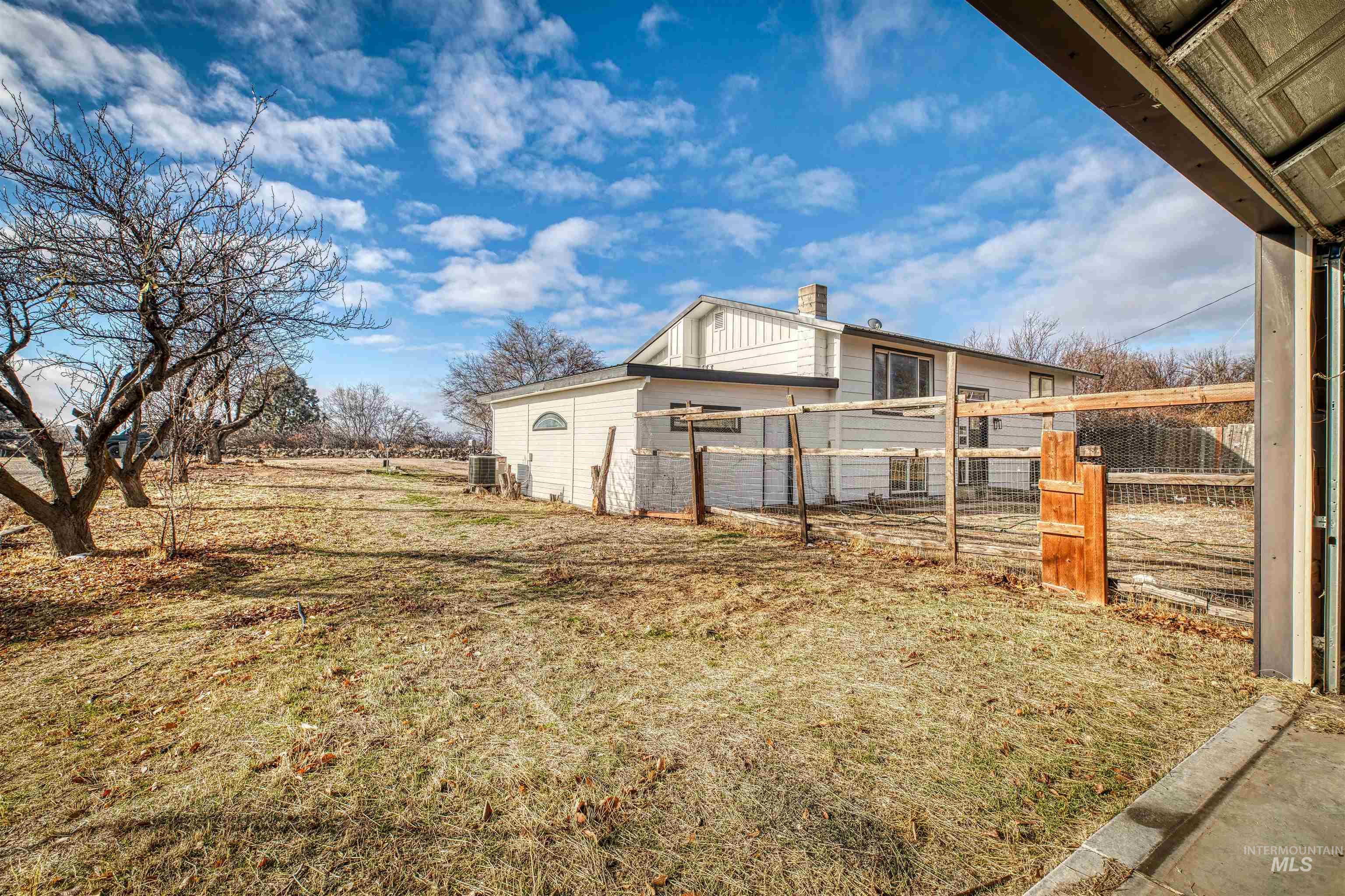 6086 Happy Lane Property Photo 43