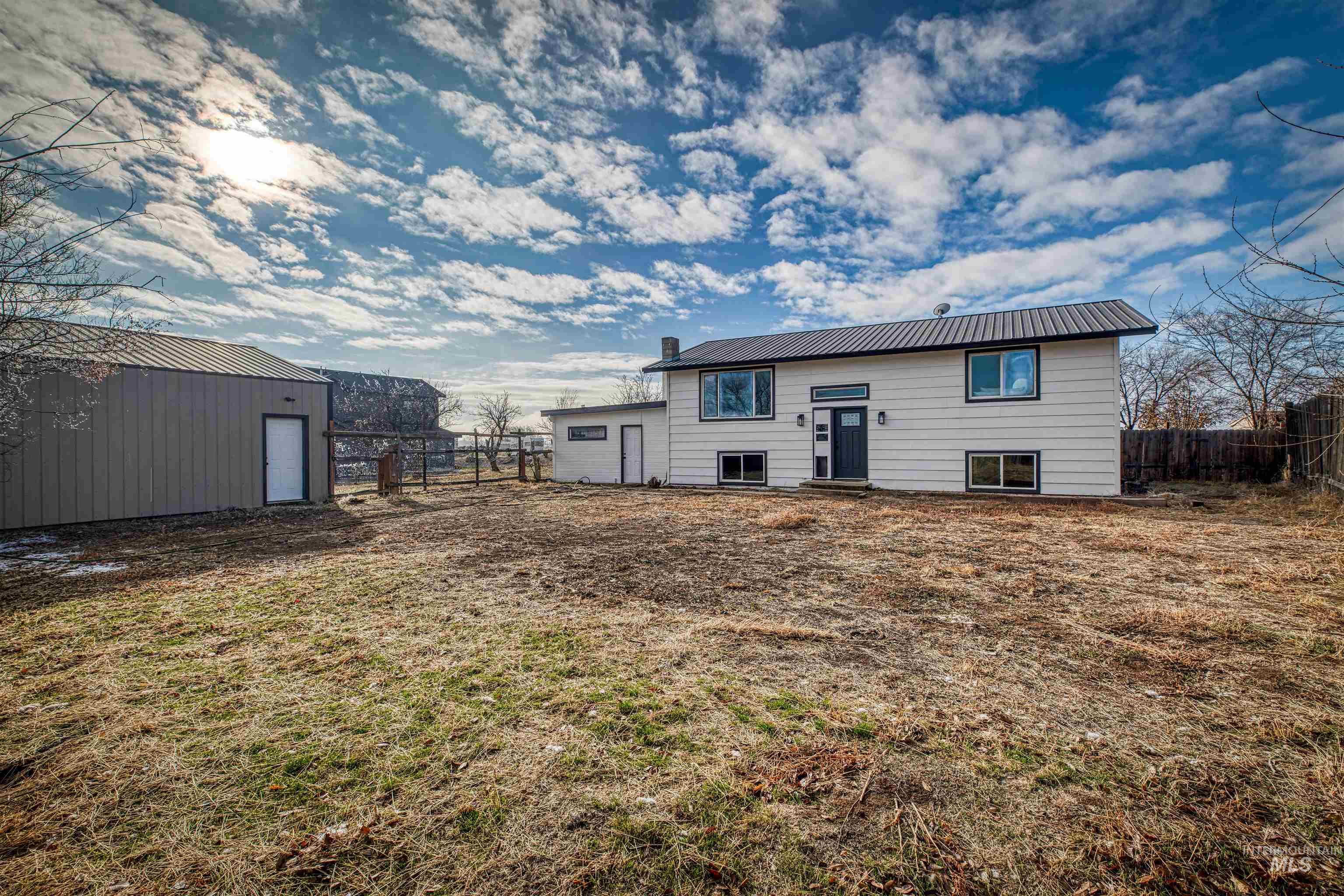 6086 Happy Lane Property Photo 45