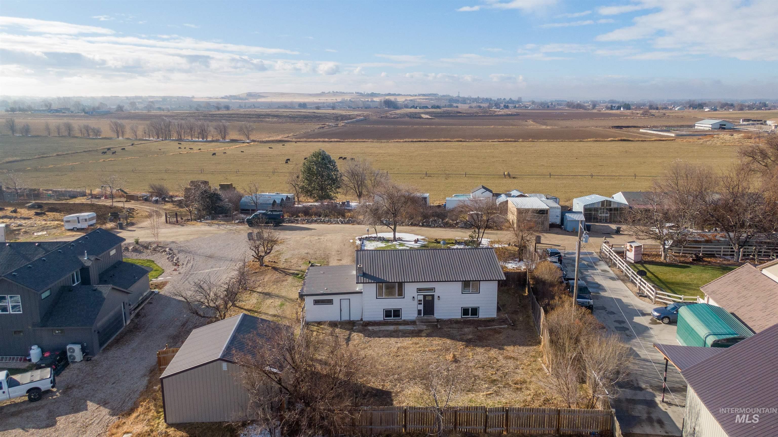 6086 Happy Lane Property Photo 47