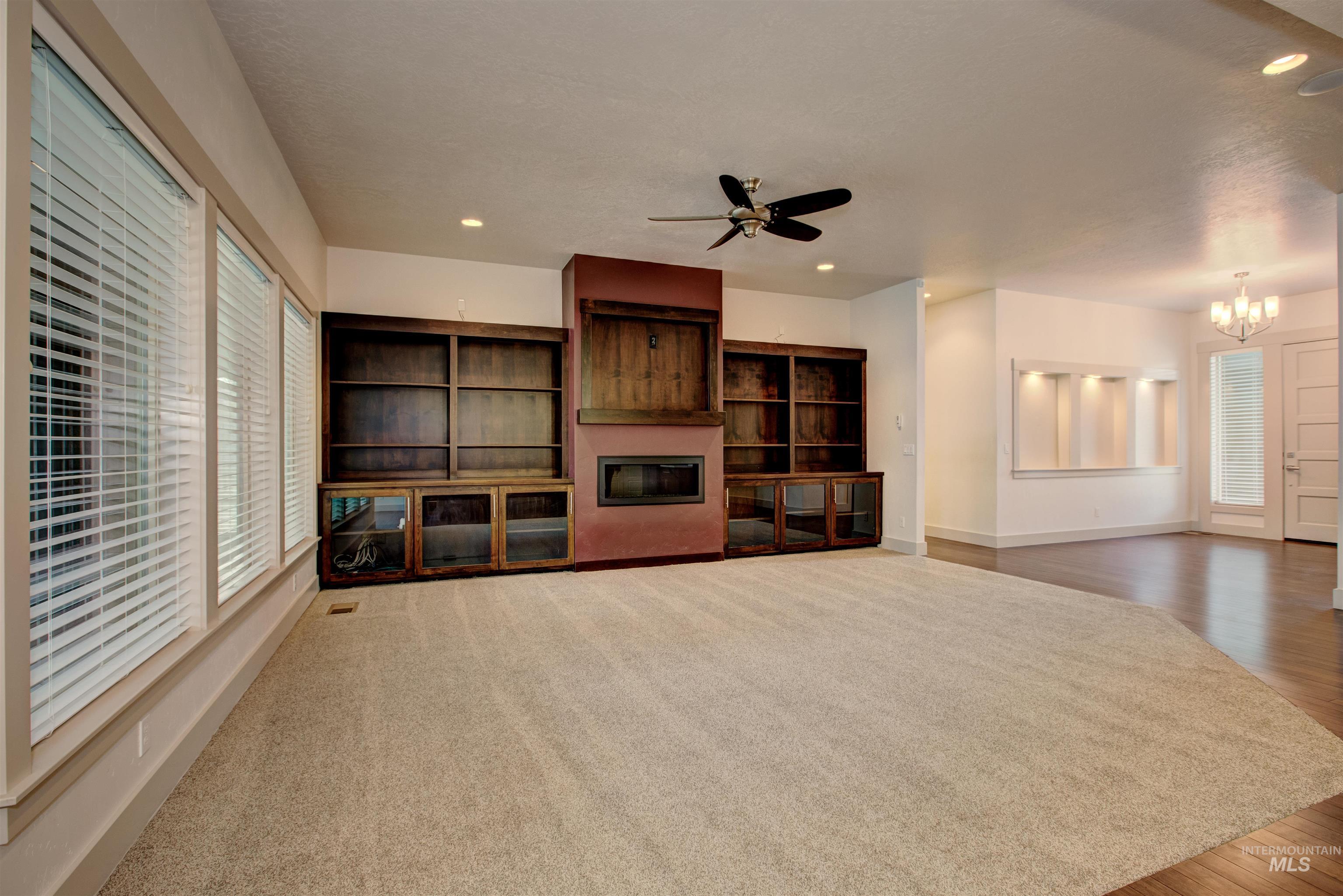5854 N Rosa Springs Ave Property Photo 11