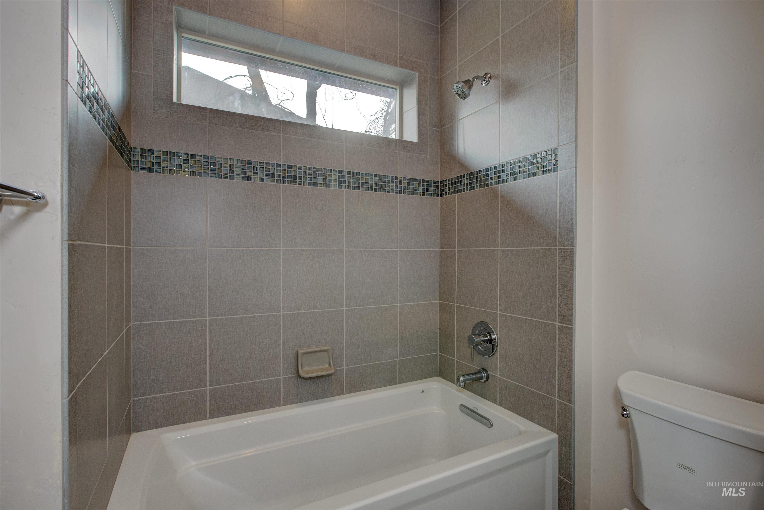 5854 N Rosa Springs Ave Property Photo 35