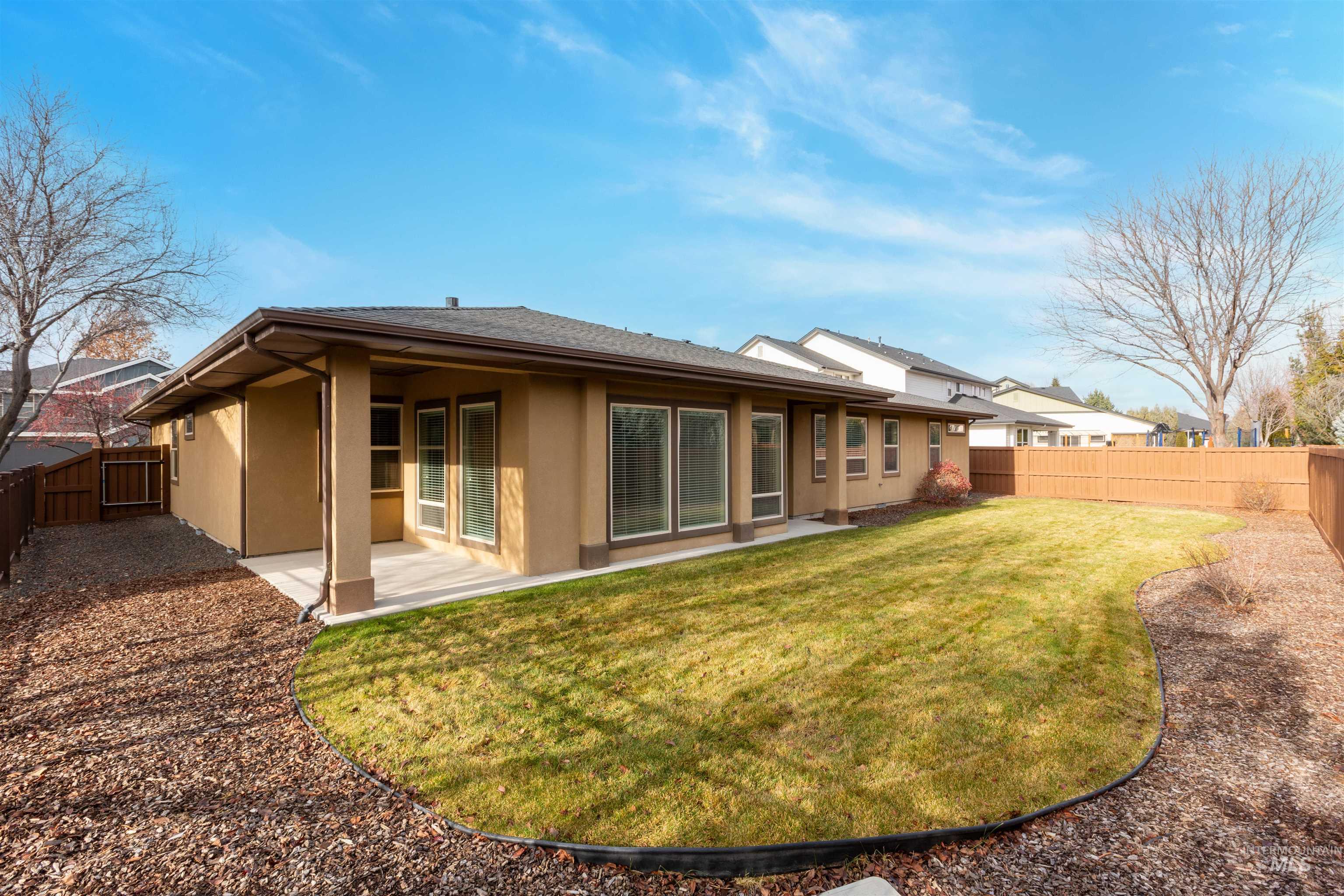5854 N Rosa Springs Ave Property Photo 40