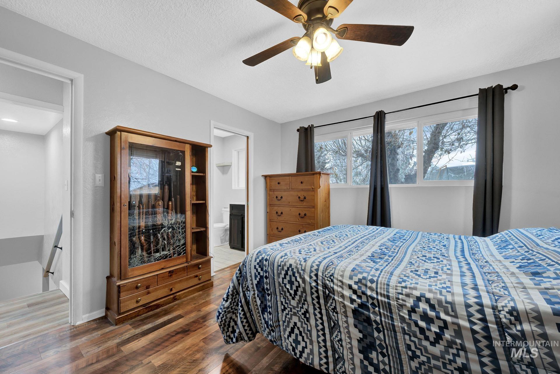 16463 W Oak Street Property Photo 20