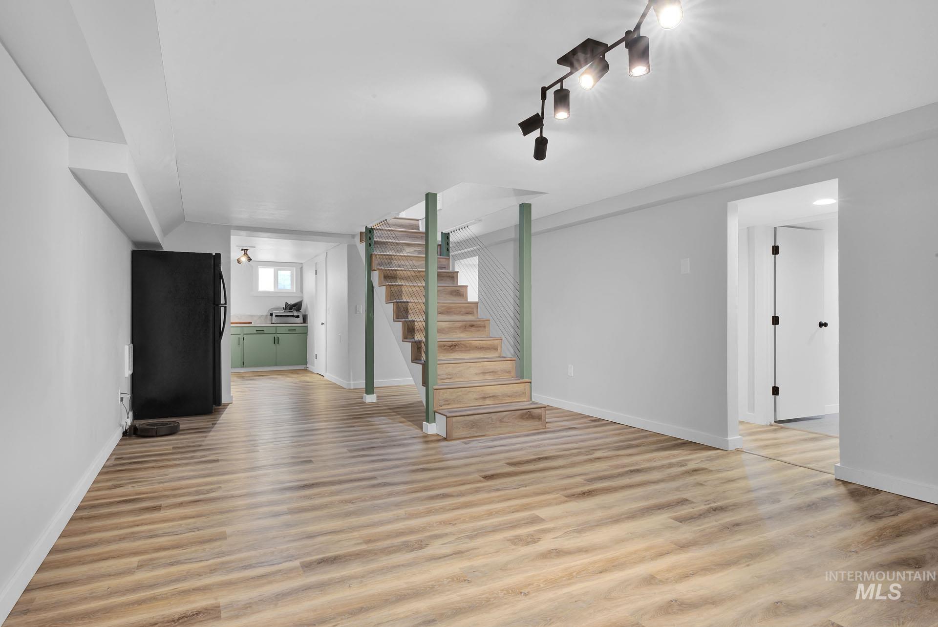 16463 W Oak Street Property Photo 26