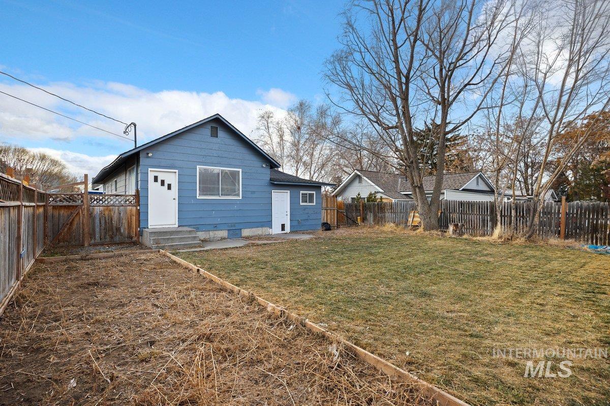 316 E Ave. B Property Photo 30