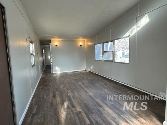 3621 N Patricia Ln Property Photo 2