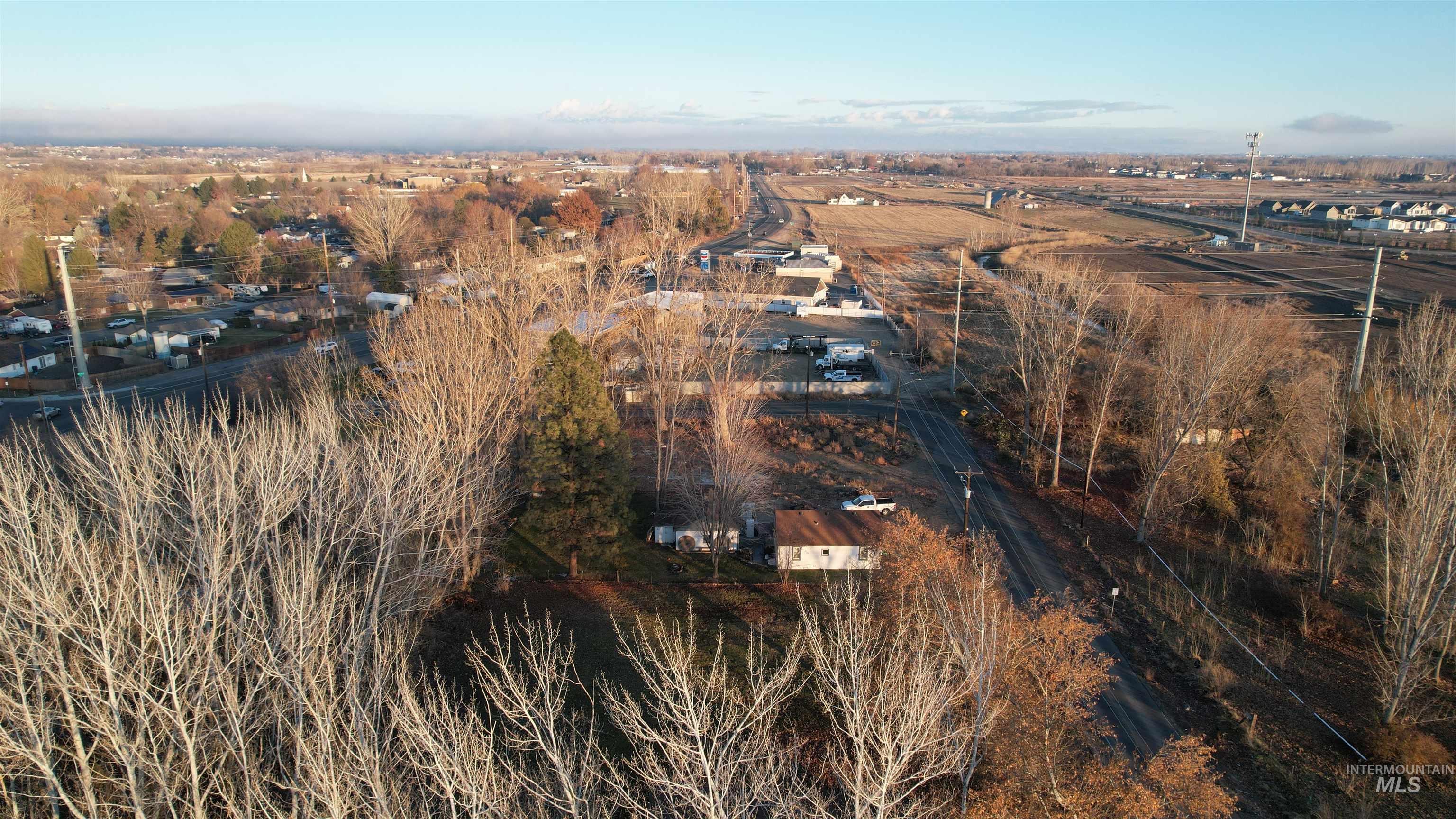 607 Boise St Property Photo 11