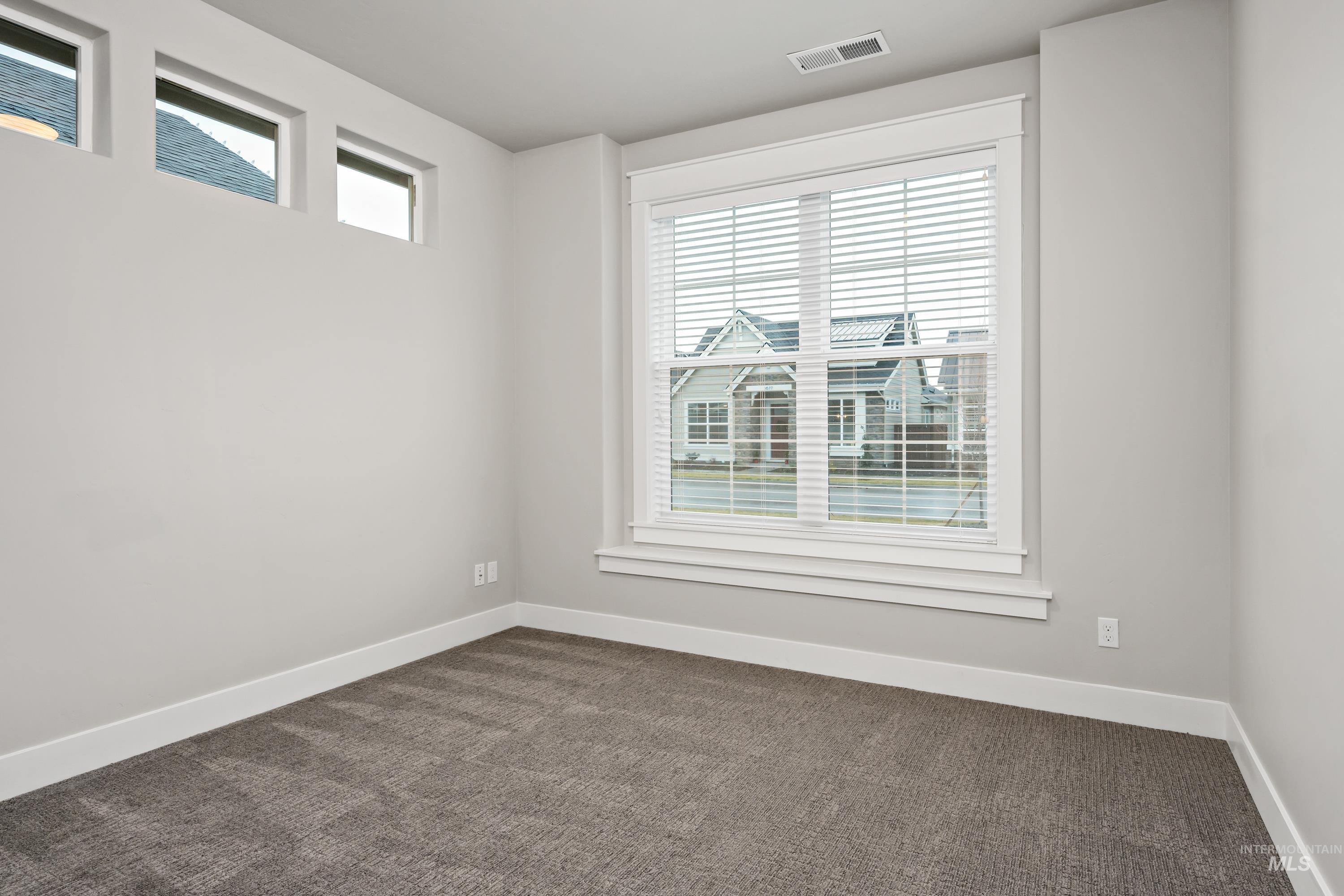3702 W Silver River Ln. Property Photo 27