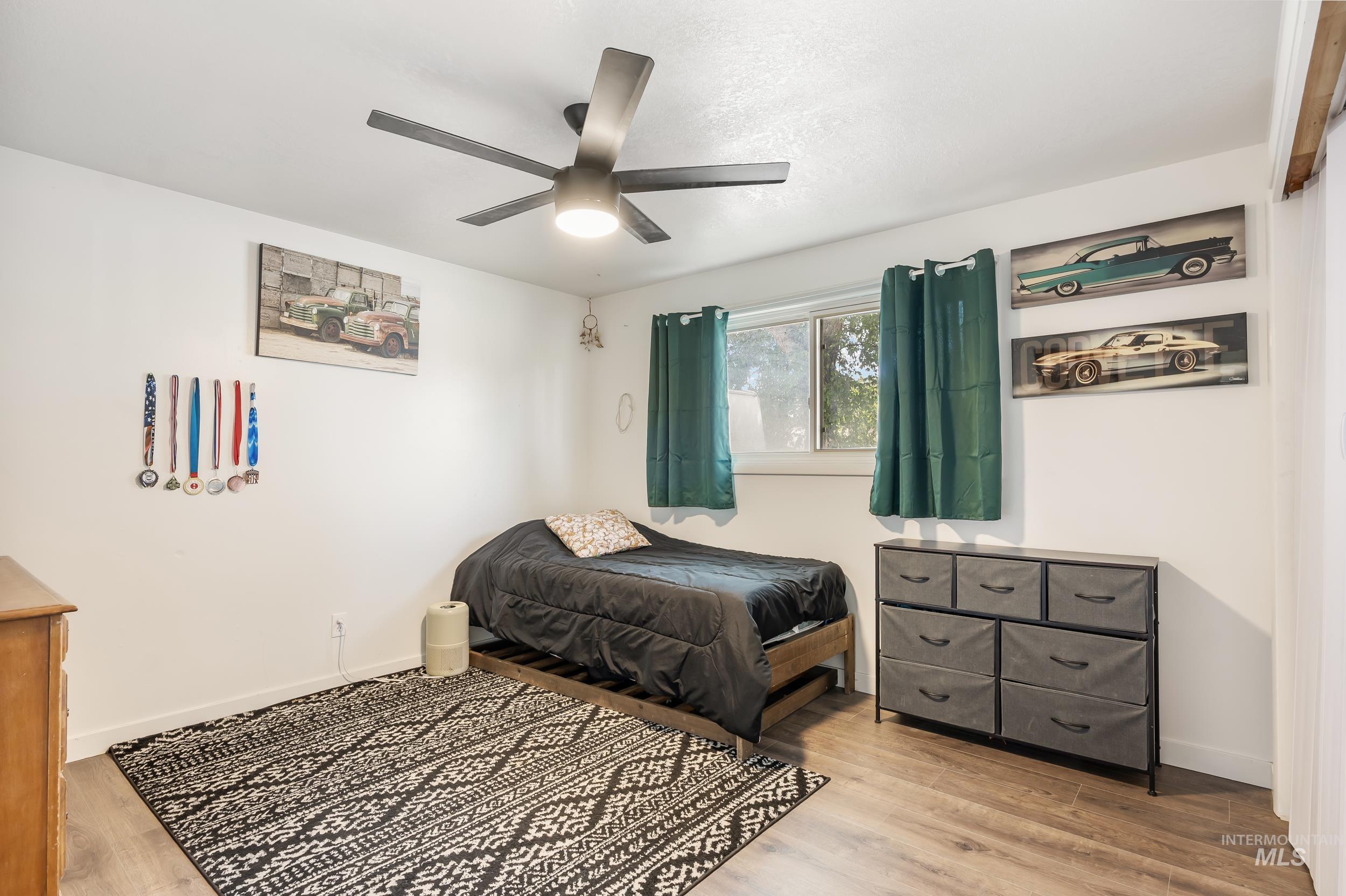 112 W California Property Photo 16