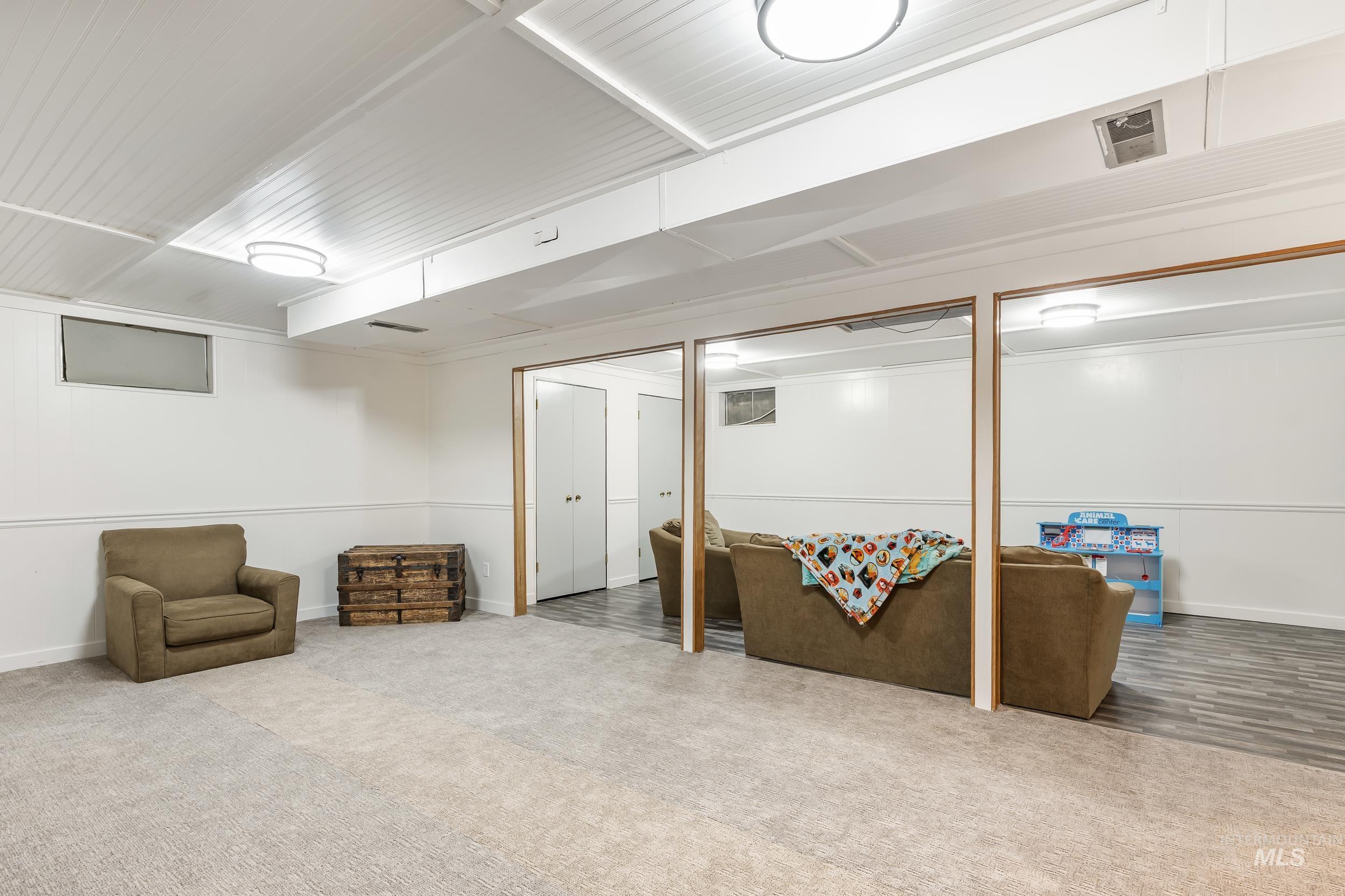 112 W California Property Photo 20