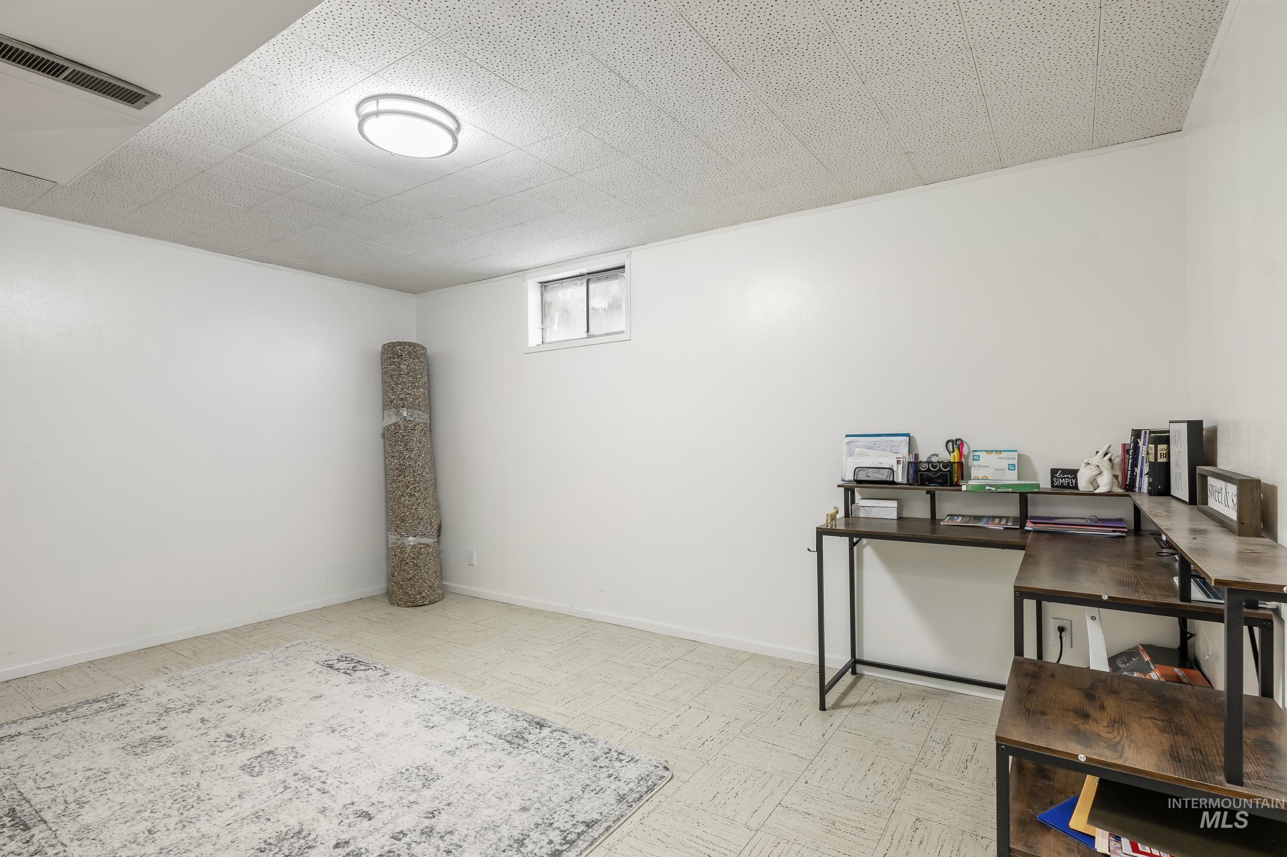 112 W California Property Photo 25