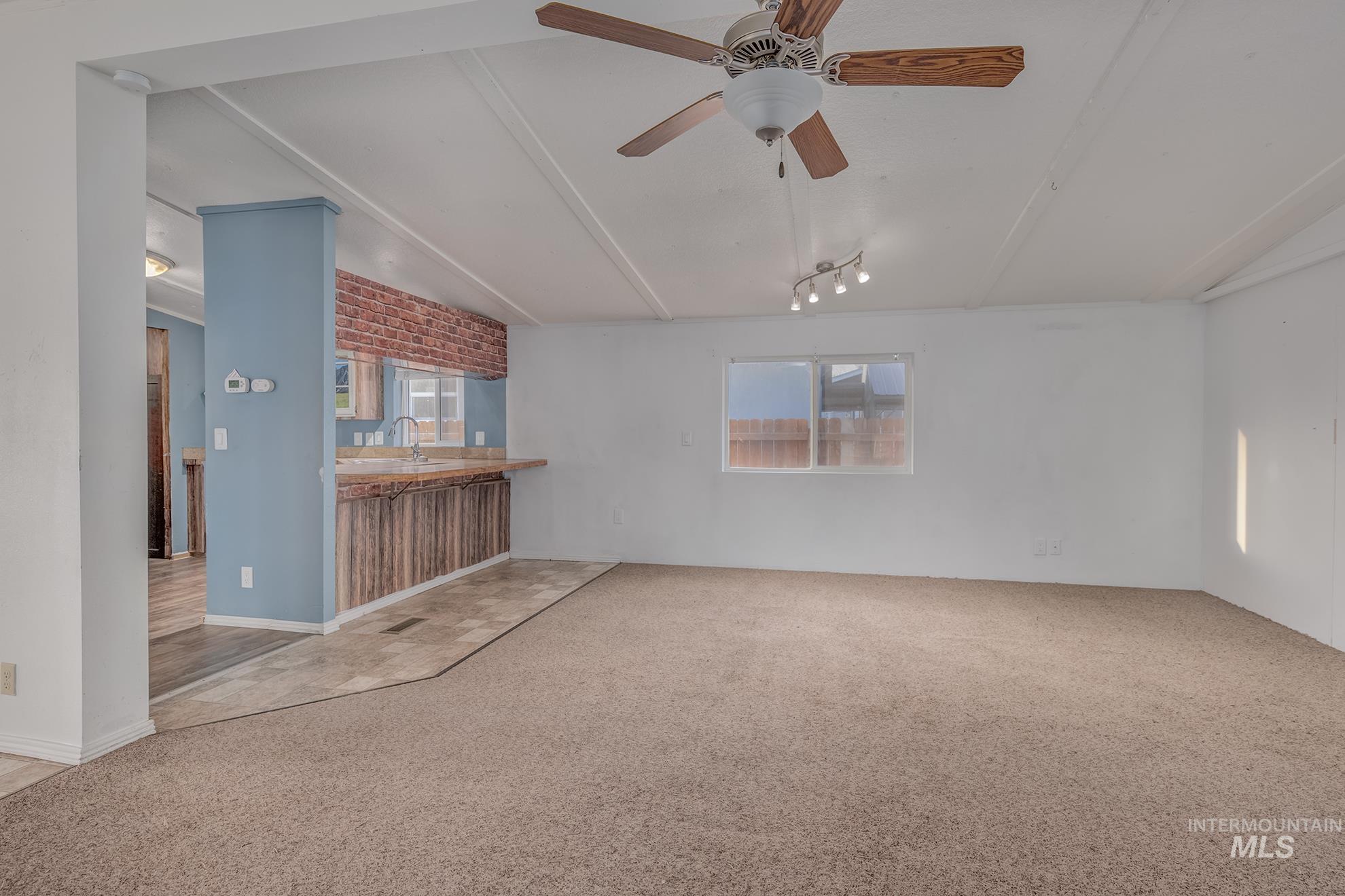 207 N Fouch St Property Photo 14