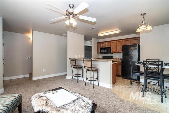 11073 W Garverdale Unit 103 Property Photo 17