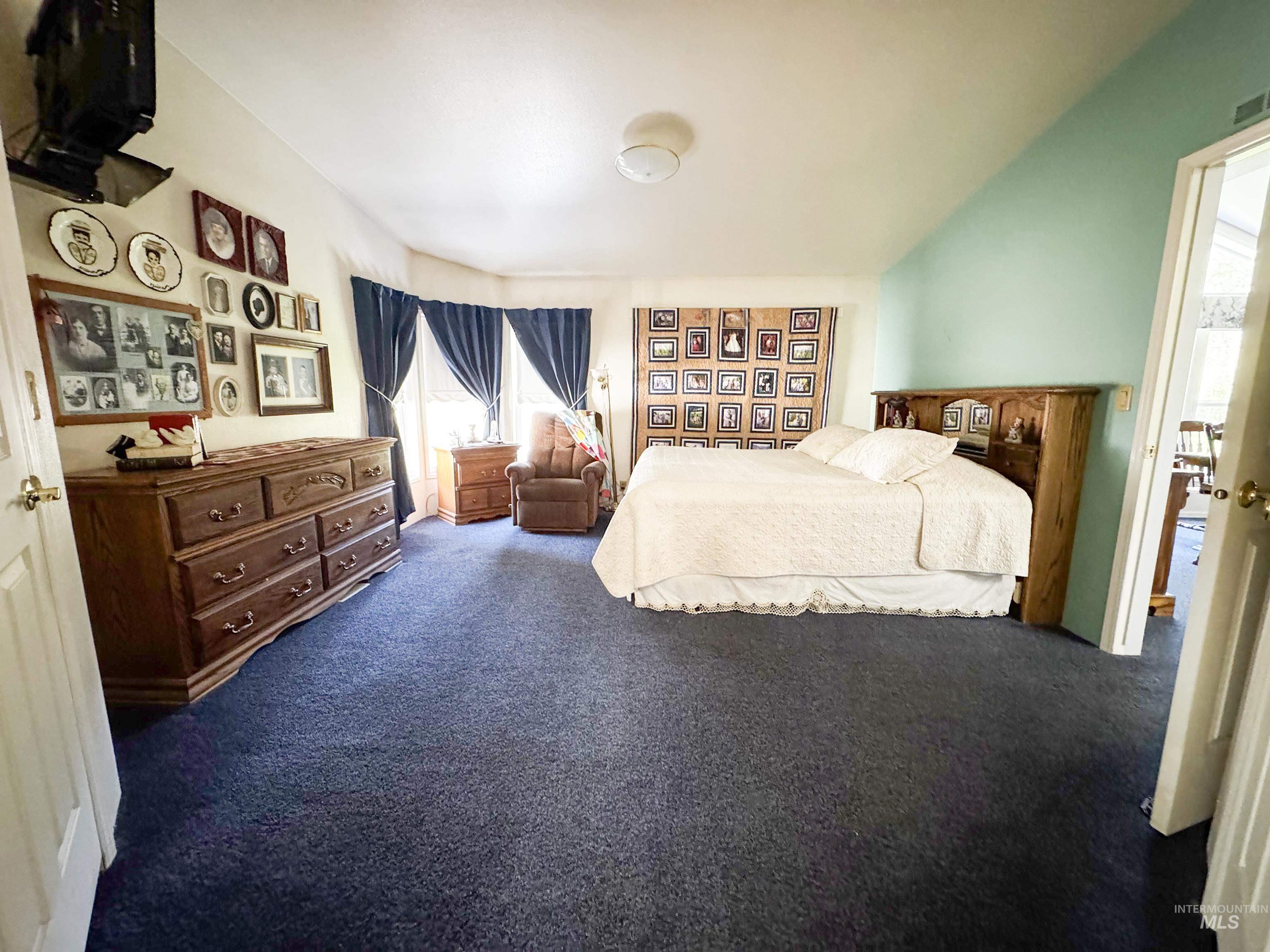 3496 Ward Rd Property Photo 12