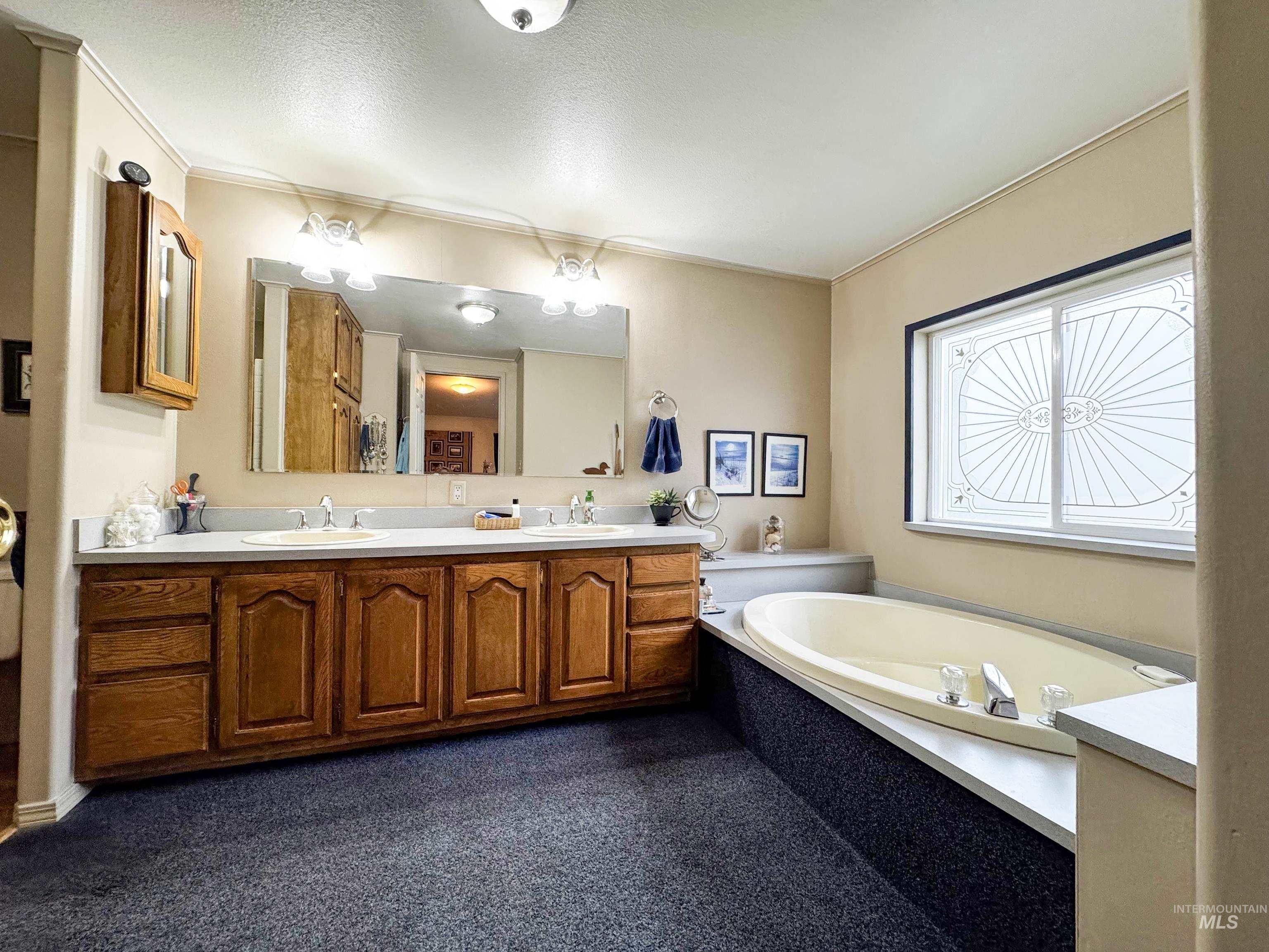 3496 Ward Rd Property Photo 13