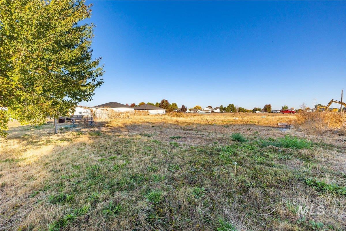 880 W Main Street Property Photo 32