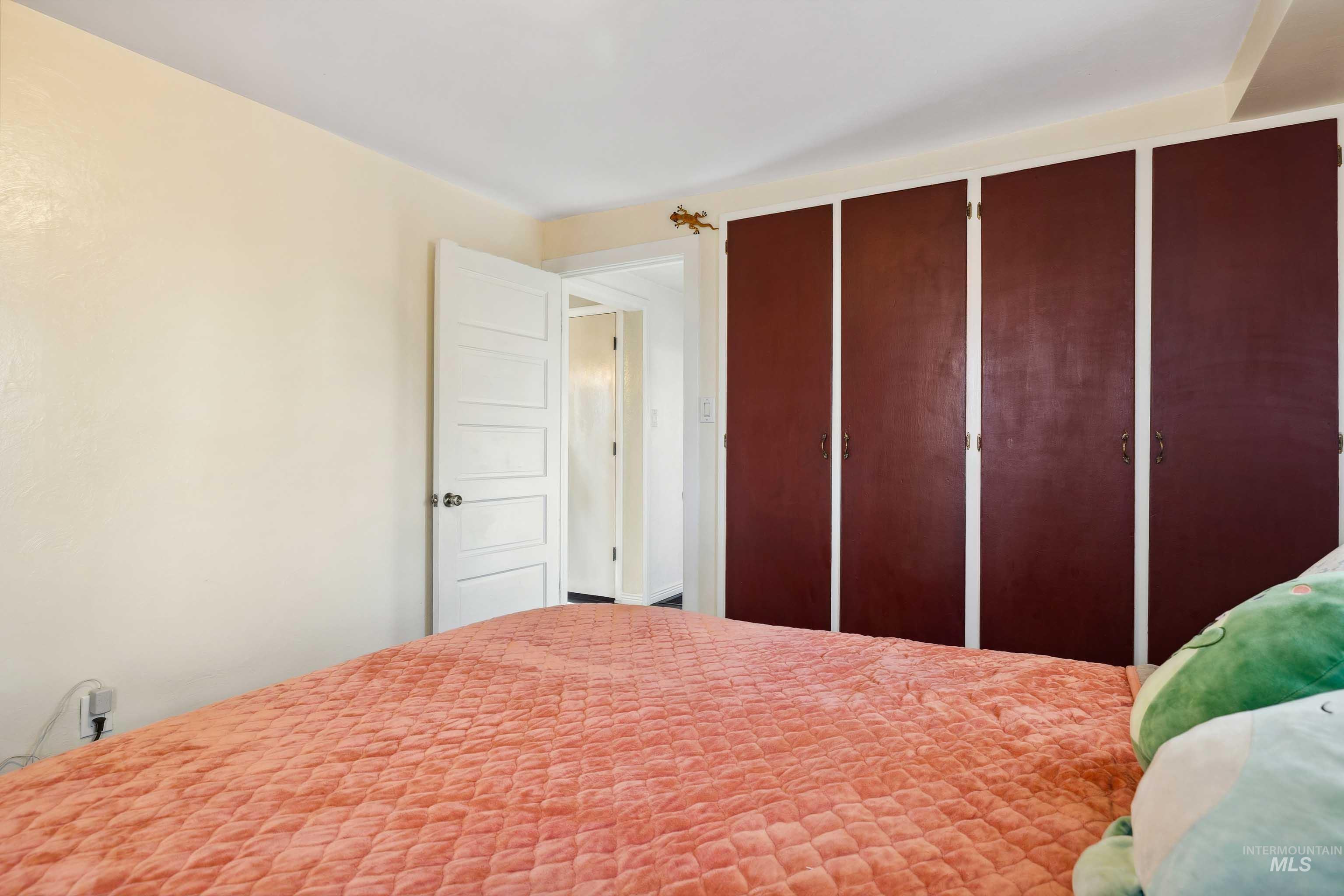 1034 Maurice St Property Photo 15