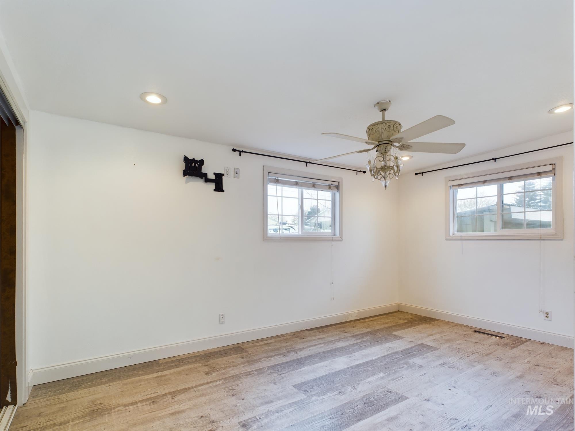 3310 6th Street Property Photo 11