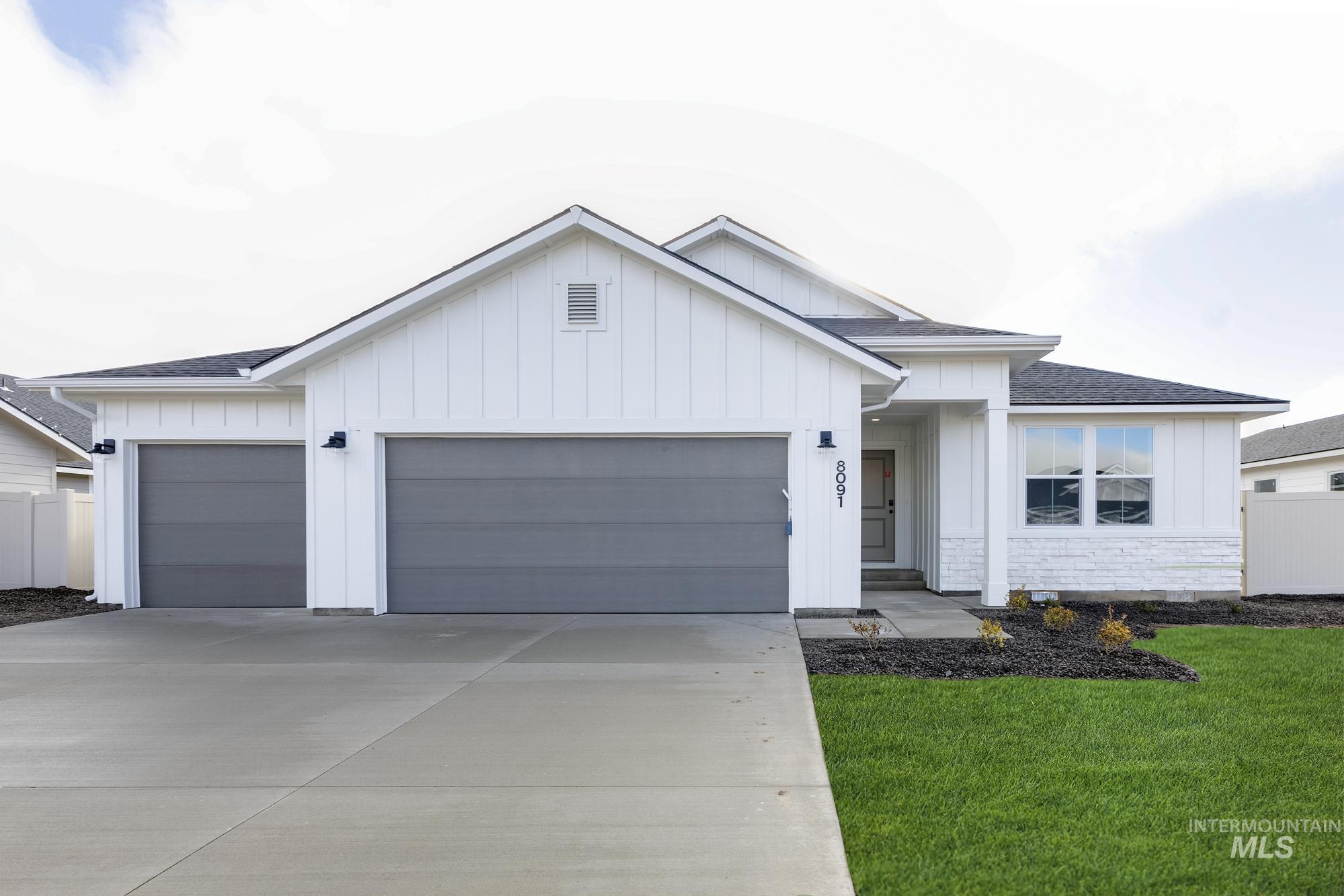8091 E Bright Angel Dr Property Photo 1