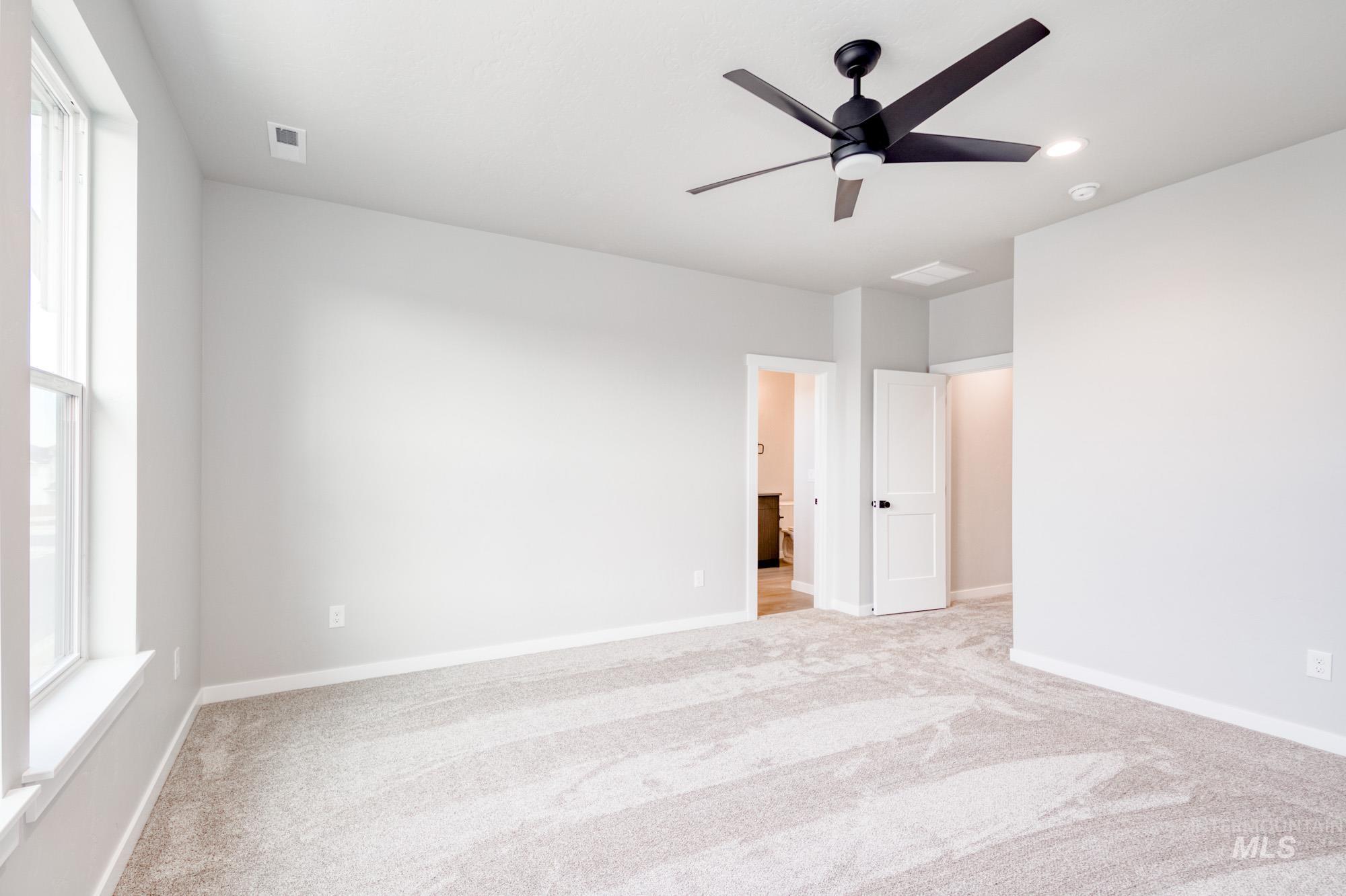 6954 S Cheyenne Ave Property Photo 14