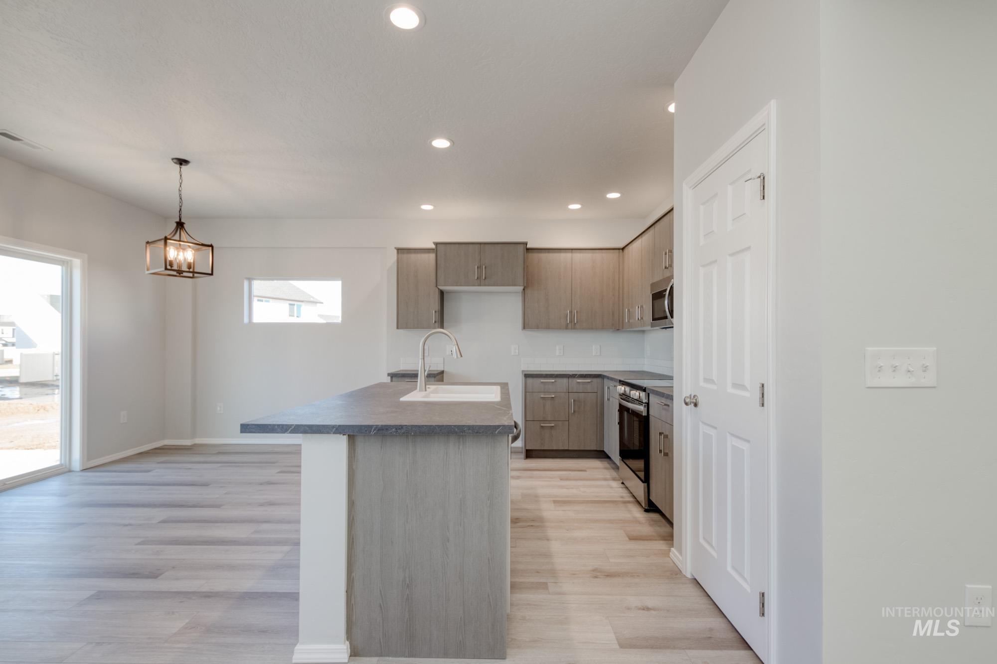 14821 N Ninja Way Property Photo 6