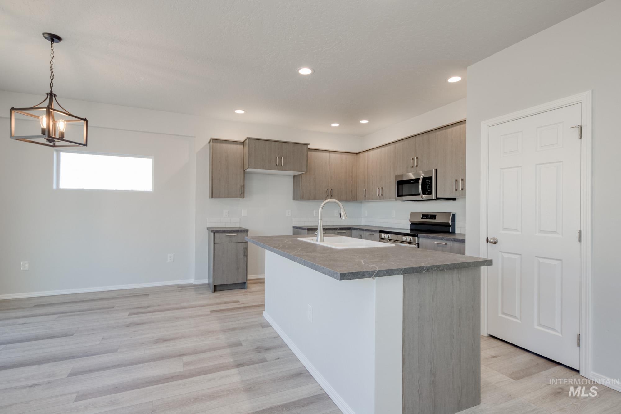 14821 N Ninja Way Property Photo 7