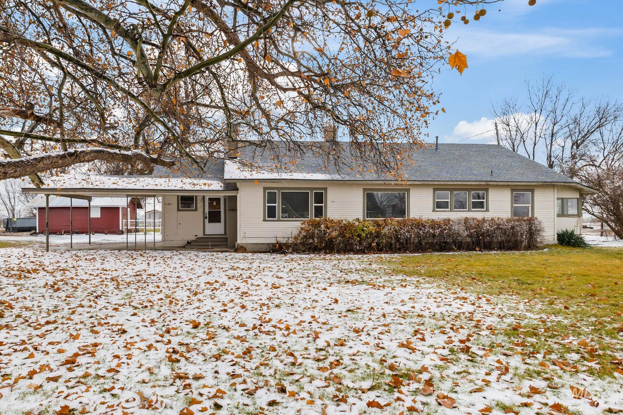 21393 Main St Property Photo 1