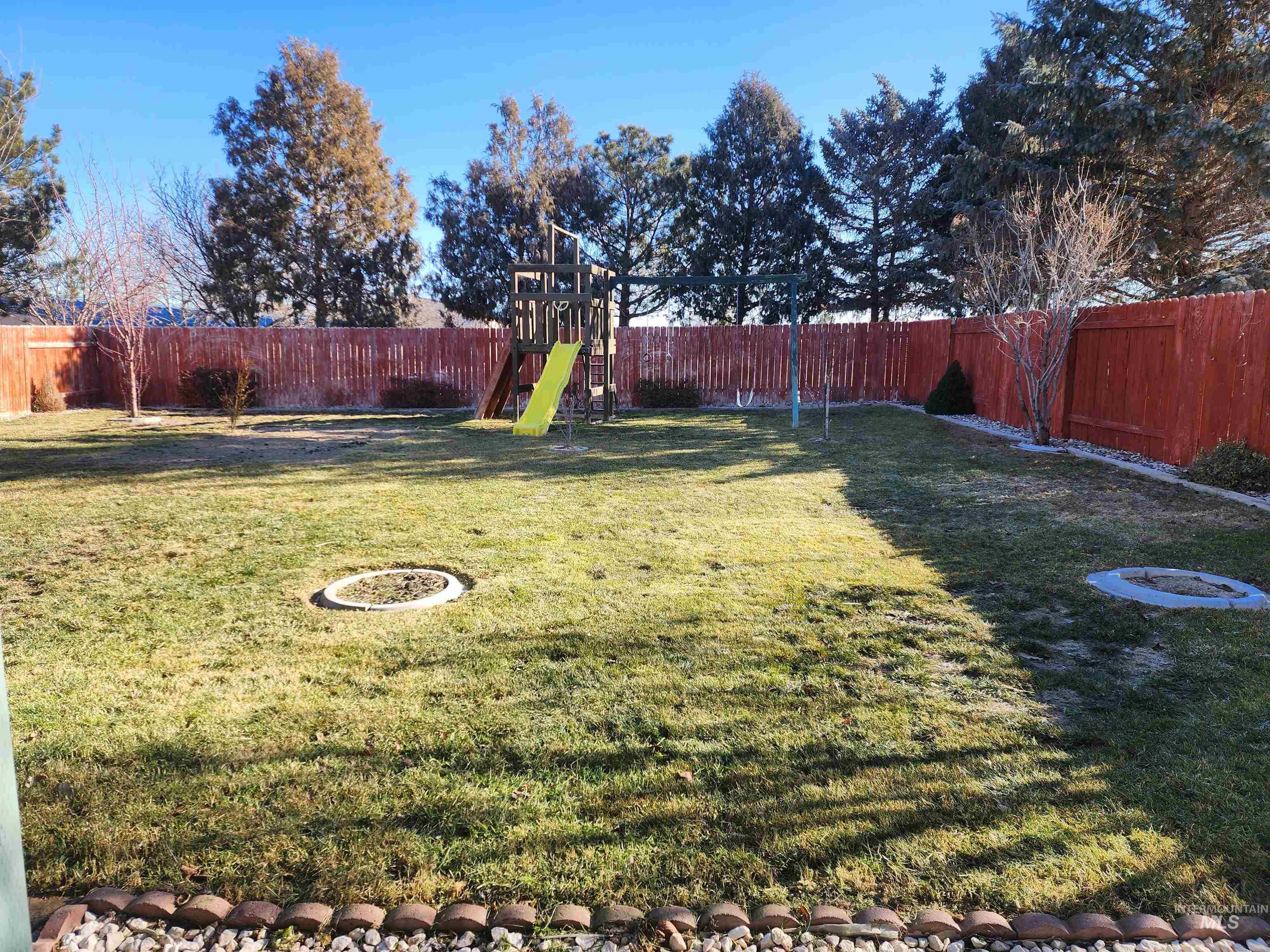 573 Alpine St Property Photo 20