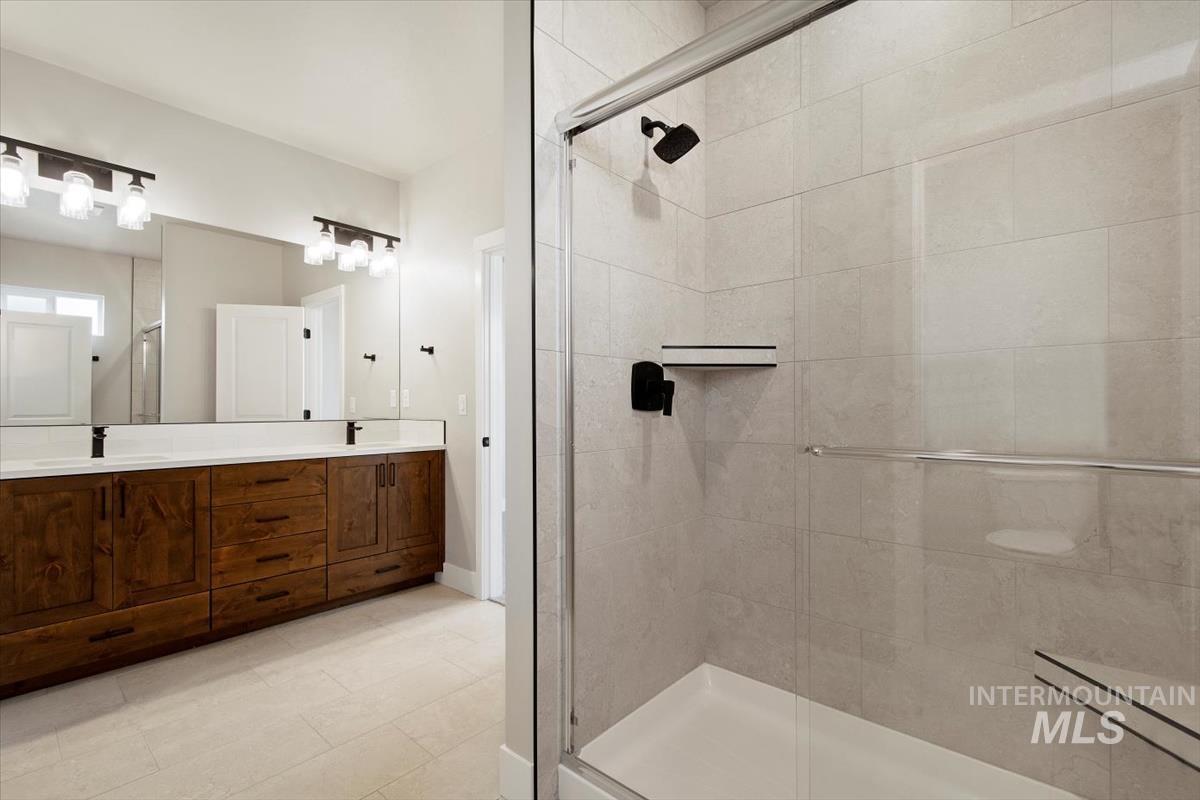 6064 S Catria Property Photo 18