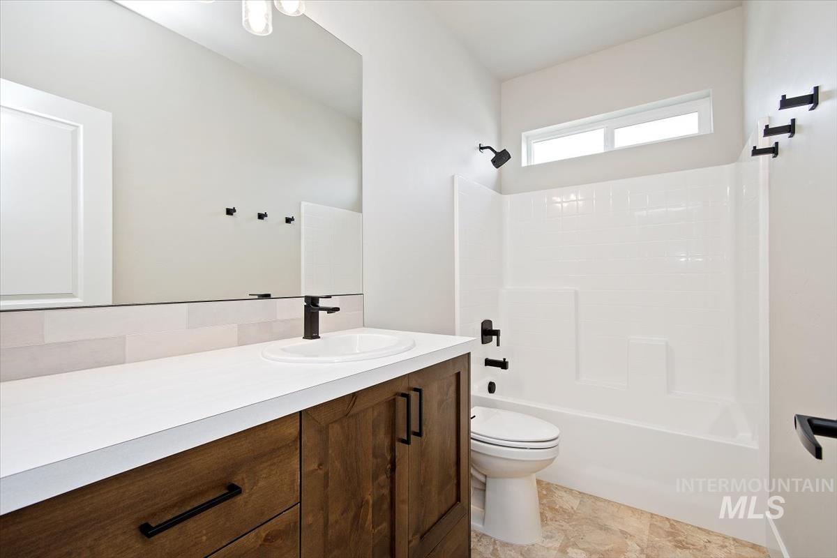6064 S Catria Property Photo 26