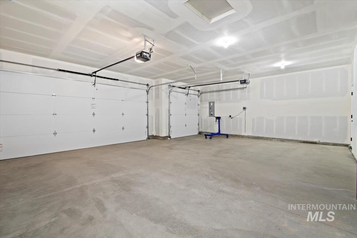 6064 S Catria Property Photo 28