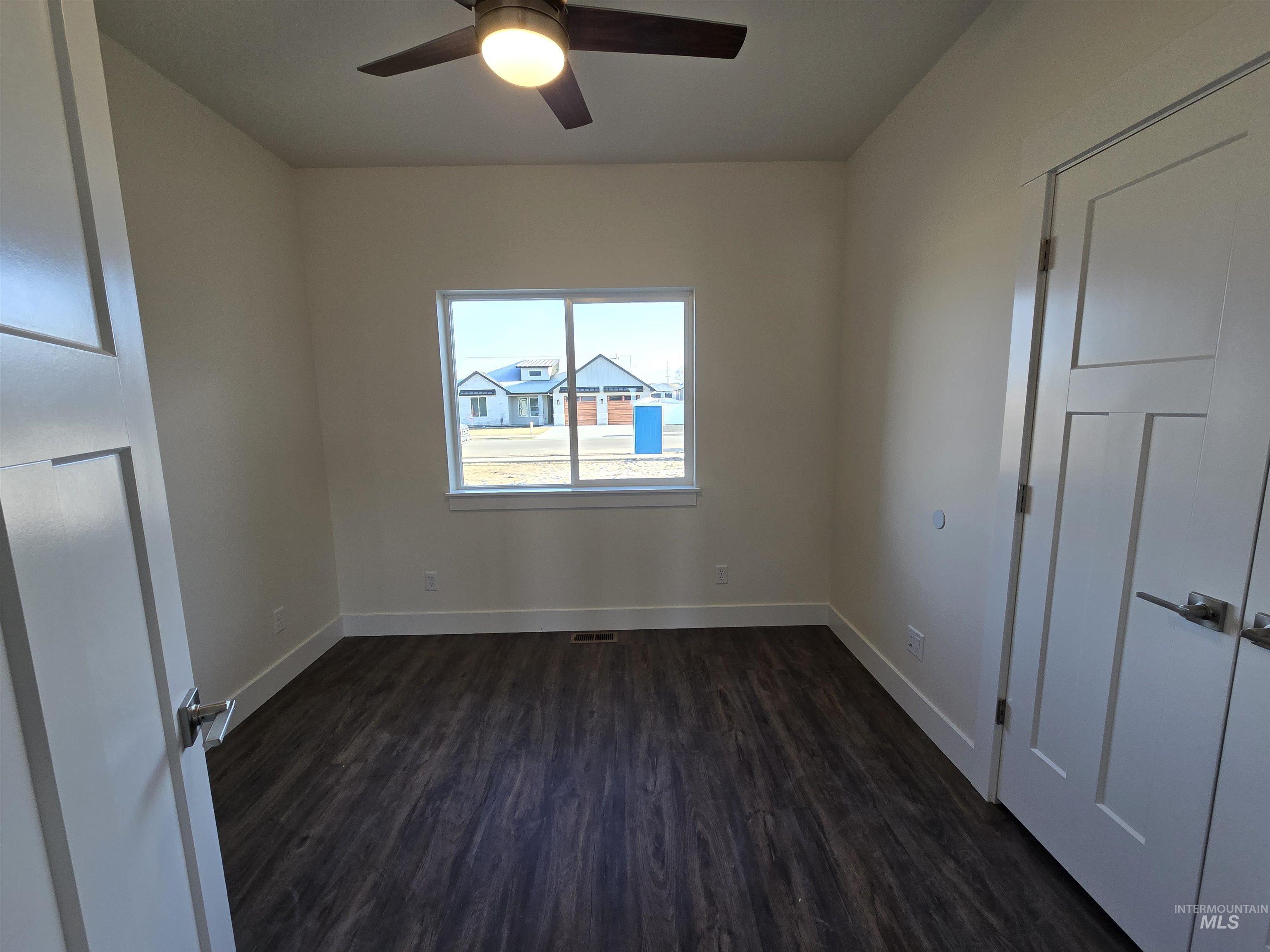 1515 Leslie Drive Property Photo 21