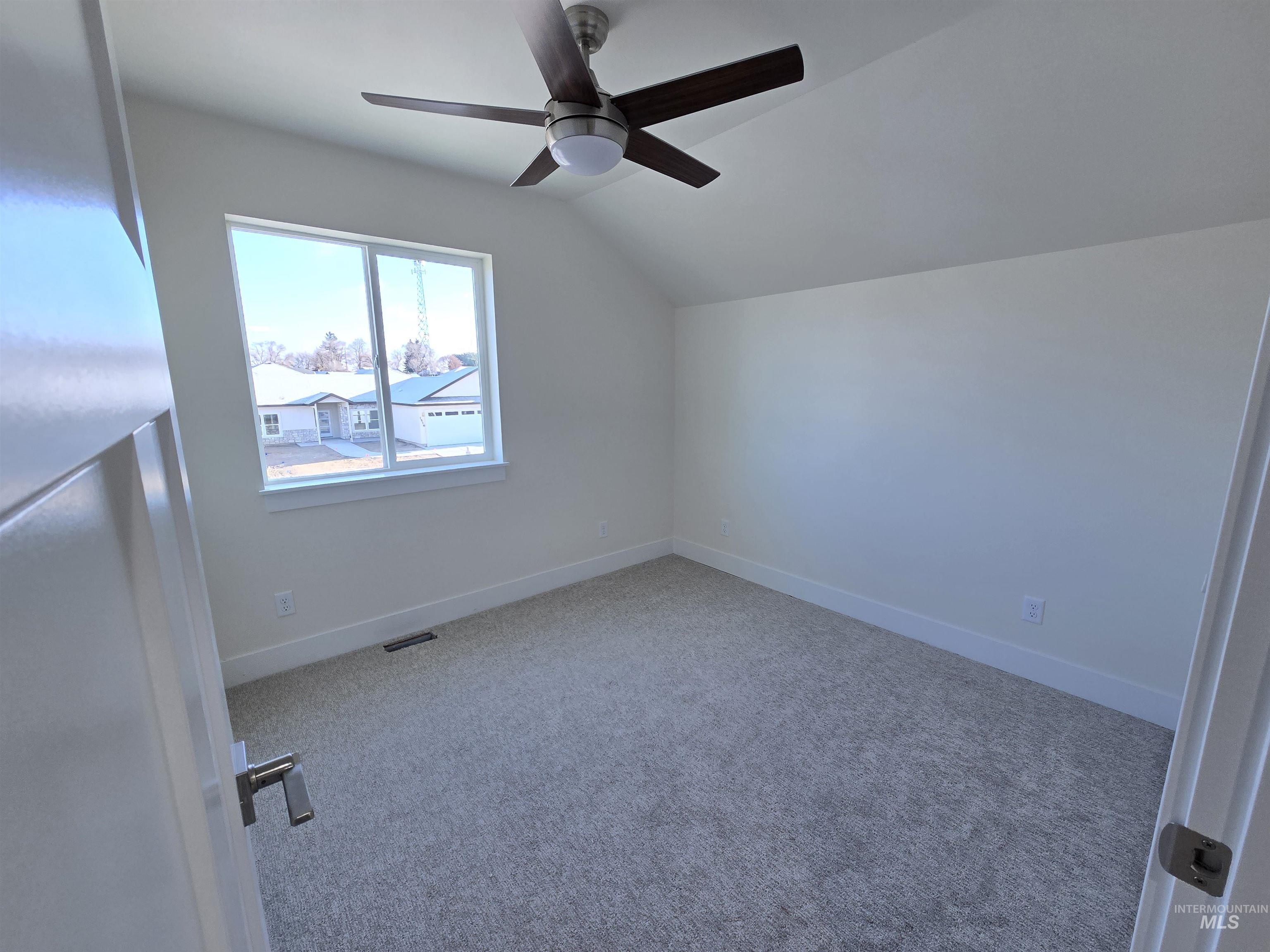 1515 Leslie Drive Property Photo 26