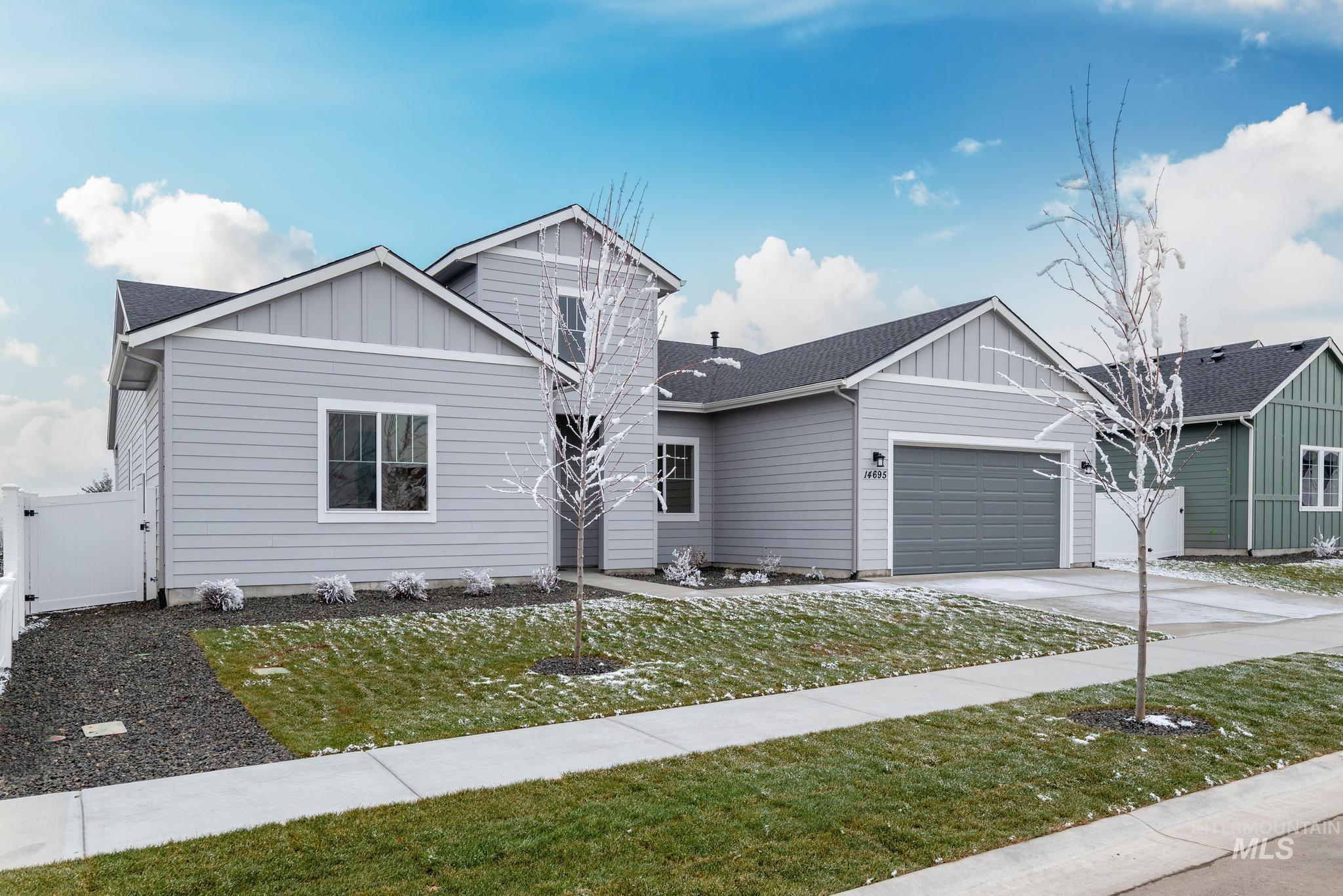 14695 Pewter Point St Property Photo 2