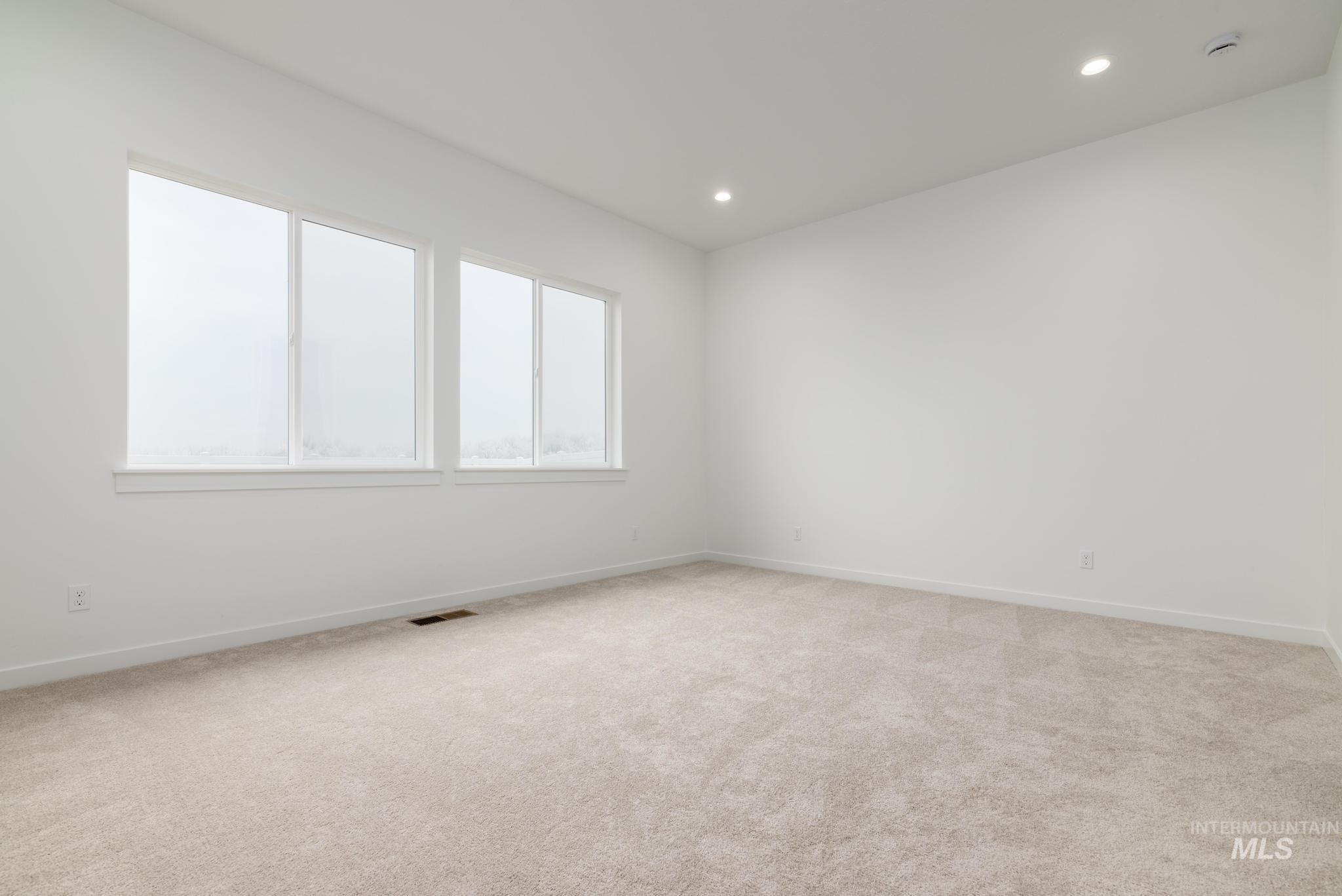 14695 Pewter Point St Property Photo 17