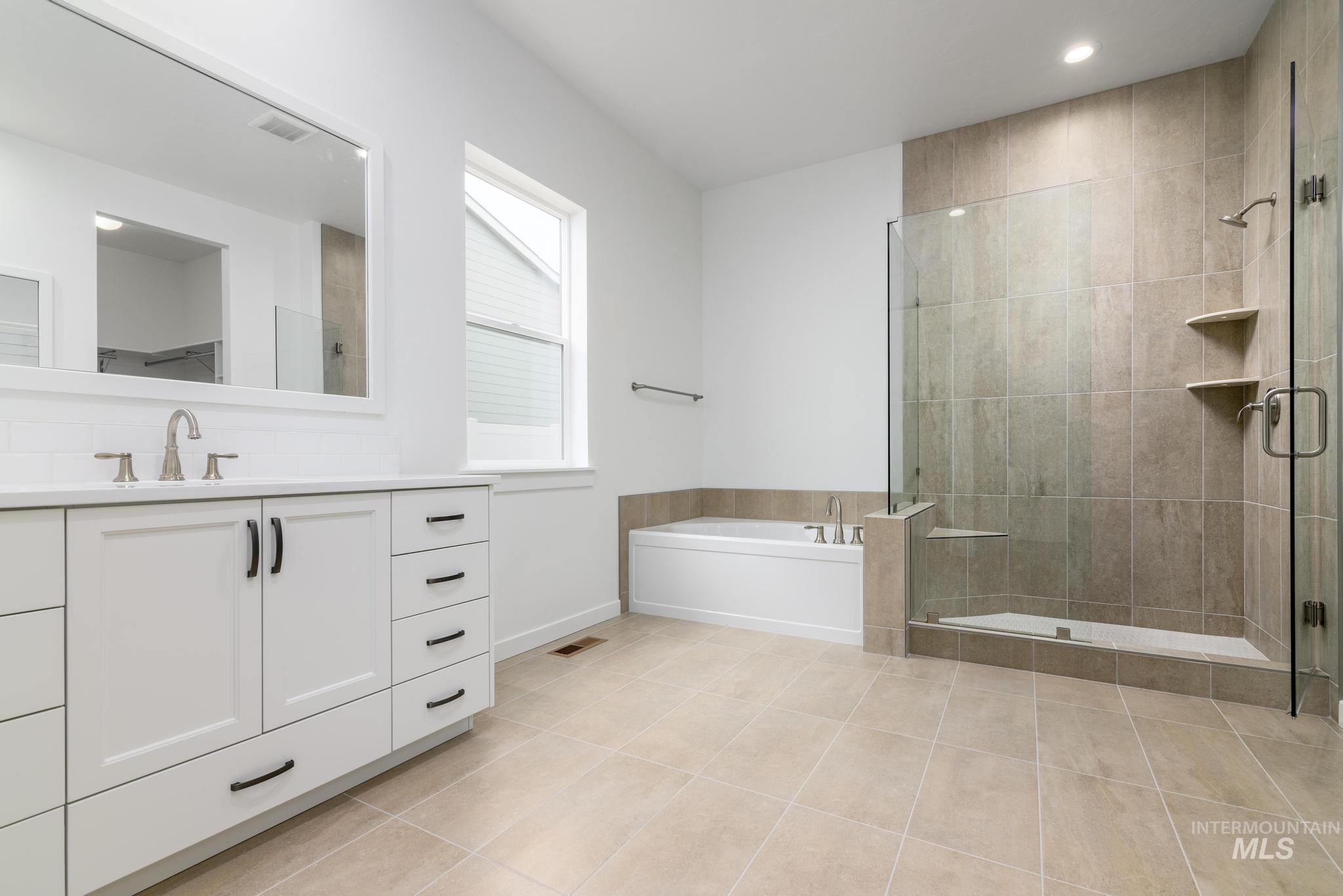 14695 Pewter Point St Property Photo 19