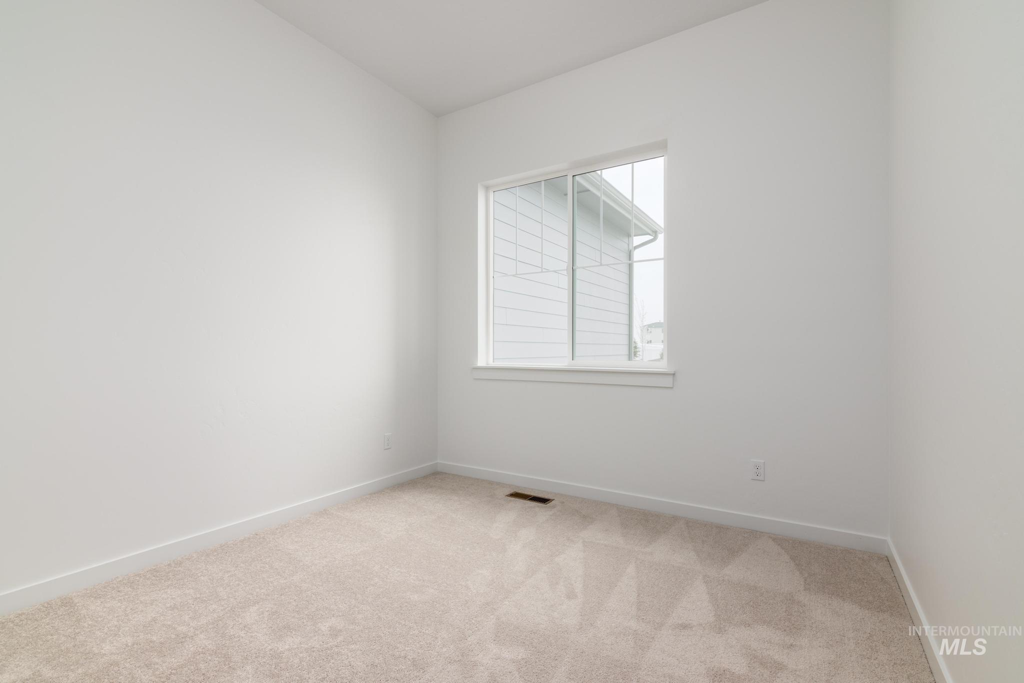 14695 Pewter Point St Property Photo 23