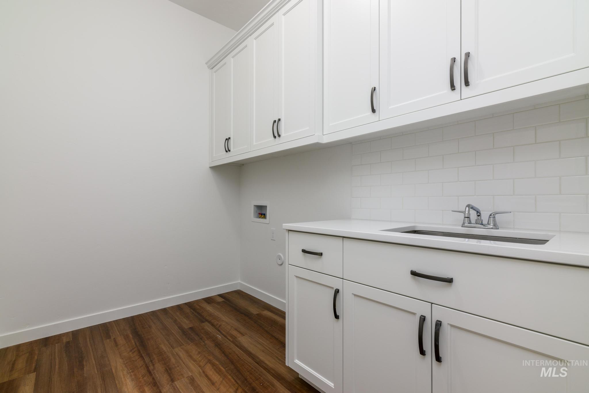 14695 Pewter Point St Property Photo 25