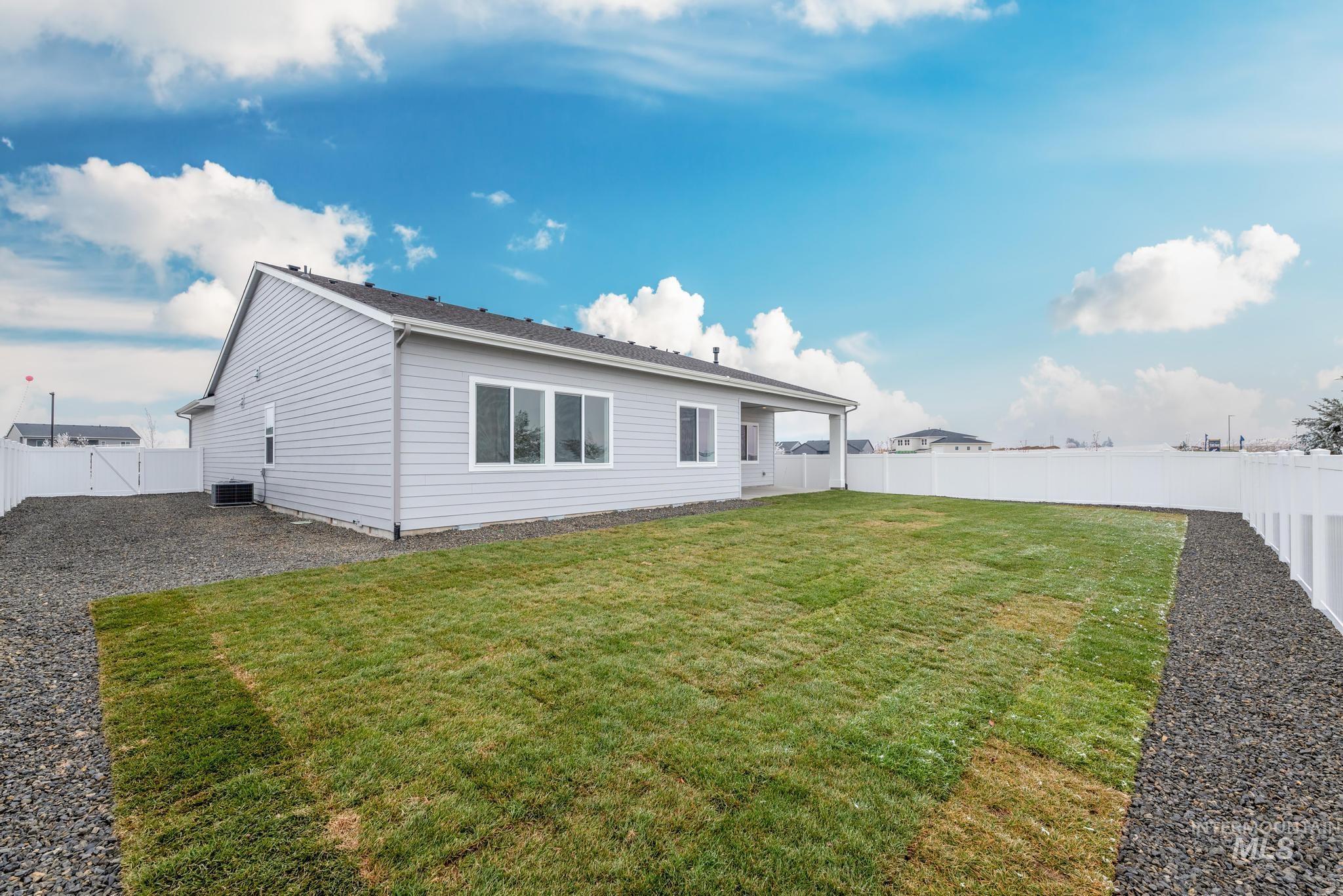 14695 Pewter Point St Property Photo 28