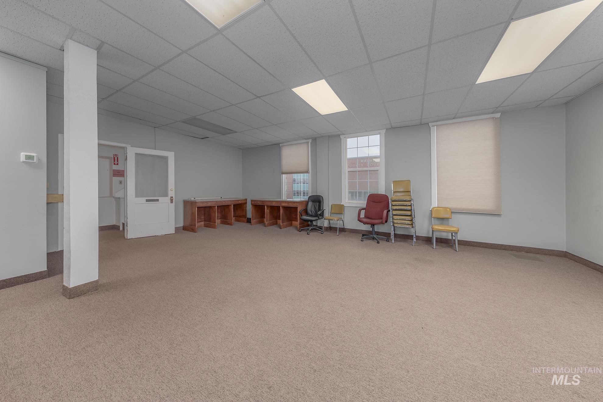 252 B St Property Photo 9